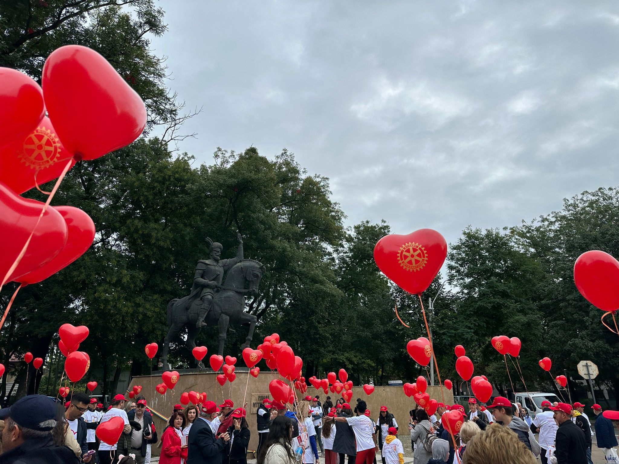 FOTO -- Iașul, capitala prevenției cardiovasculare. Pași pentru viață, speranță și conștiență