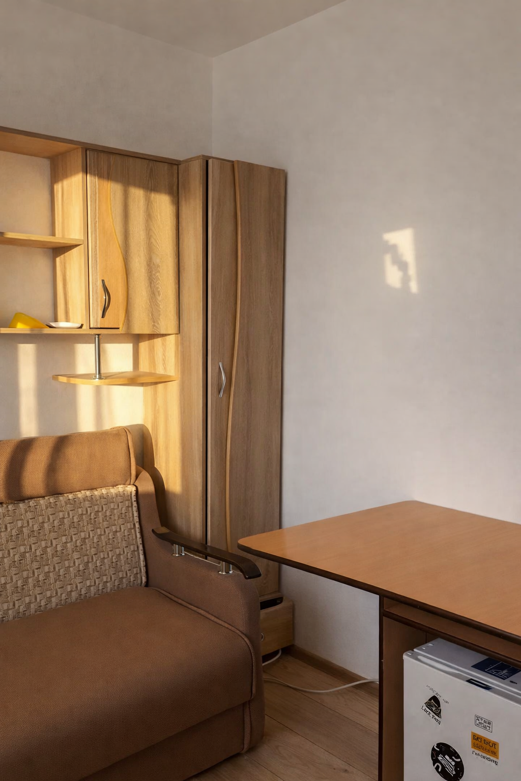 Cameră de Cămin Renovată de Vânzare || Zonă Centrală || 12mp
