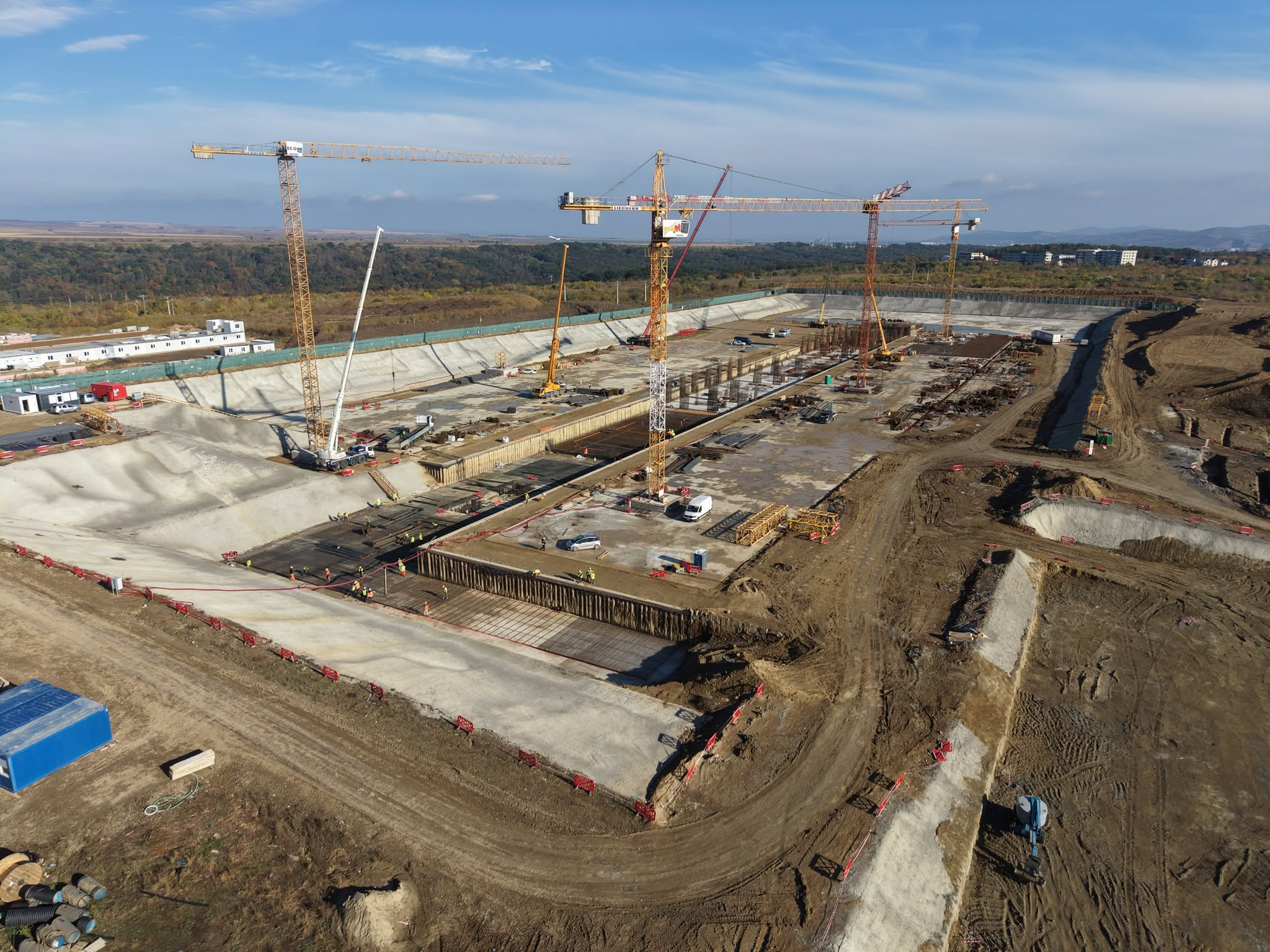 FOTO – SRU Iași rămâne în groapă!