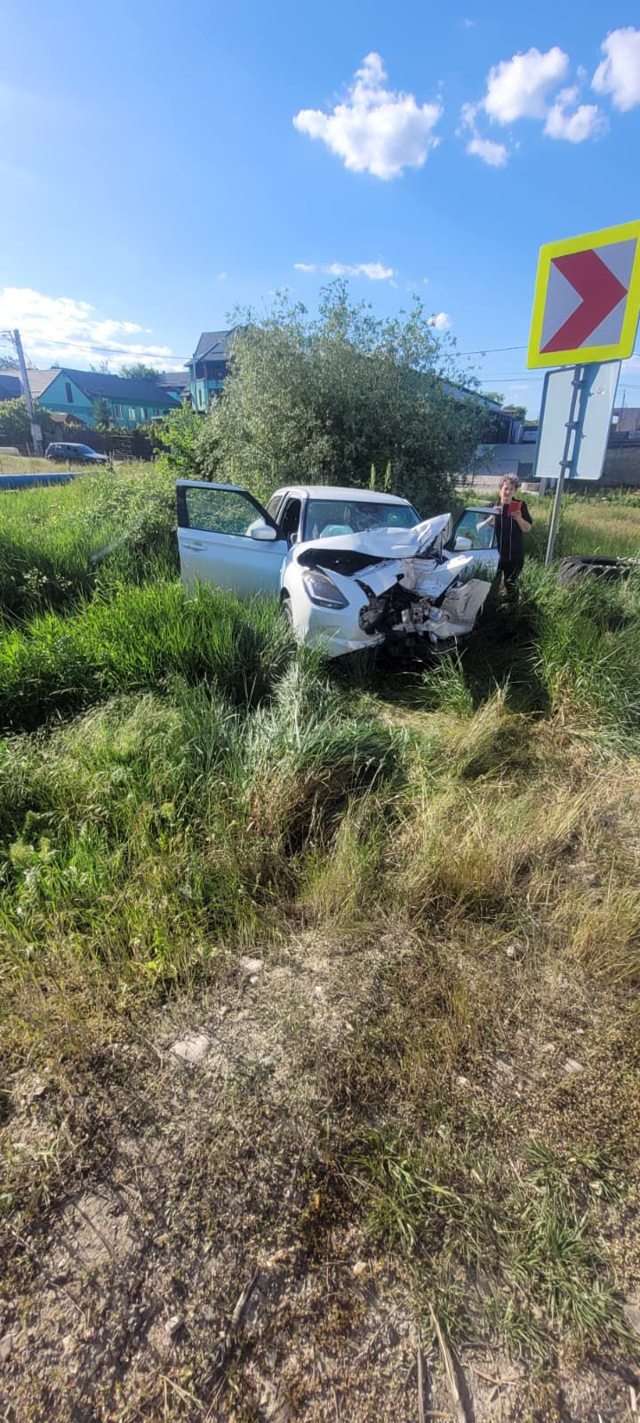 Accident rutier în localitatea Maxut, comuna Deleni – cinci persoane implicate