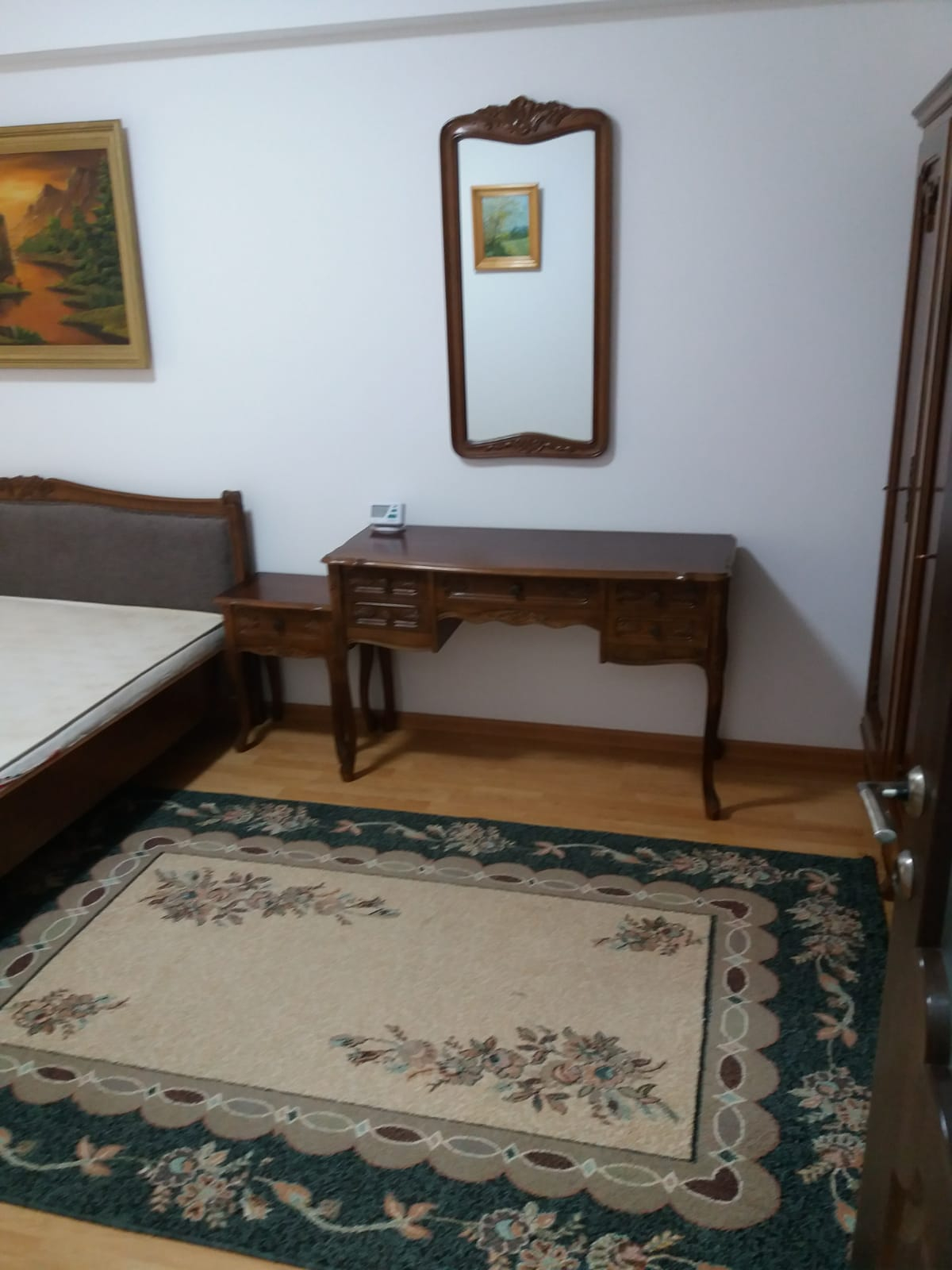 Pers. fizica vand apart. 1 camera