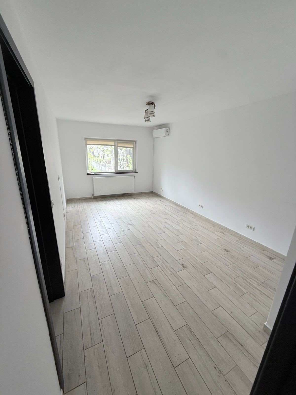 Spațiu birouri/ Apartament 2 camere de închiriat în spate la tribunal