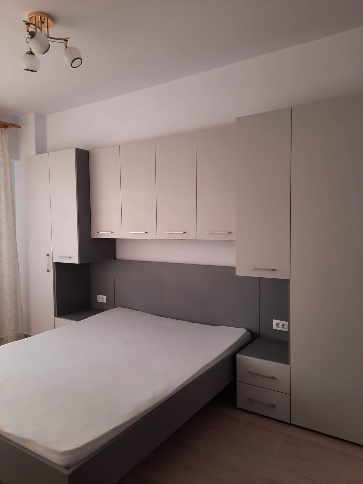 Închiriez Apartament cu 2 camere 