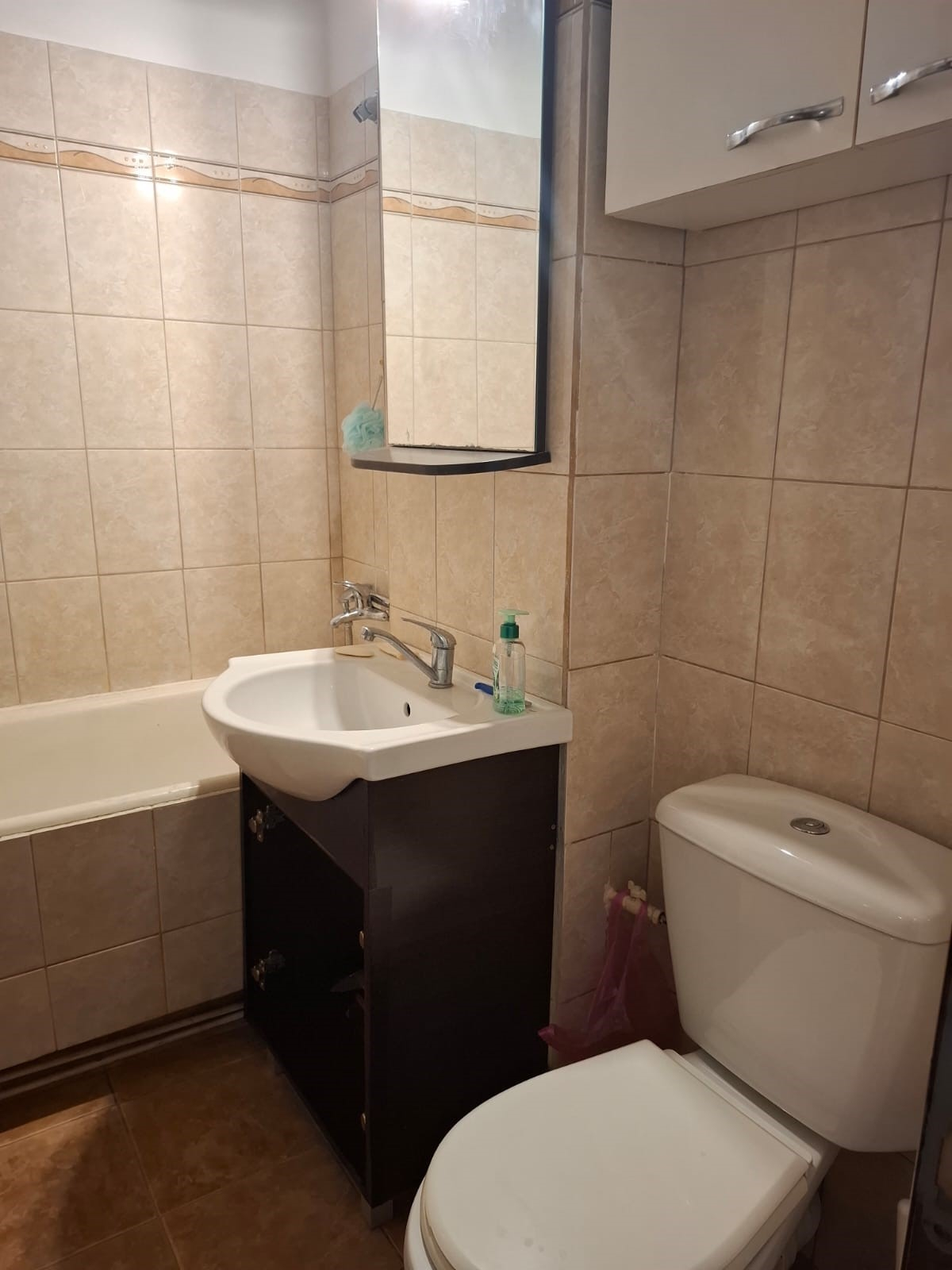 Inchiriez ap. 2 camere decomandat, 52 mp, Piata Voievozilor