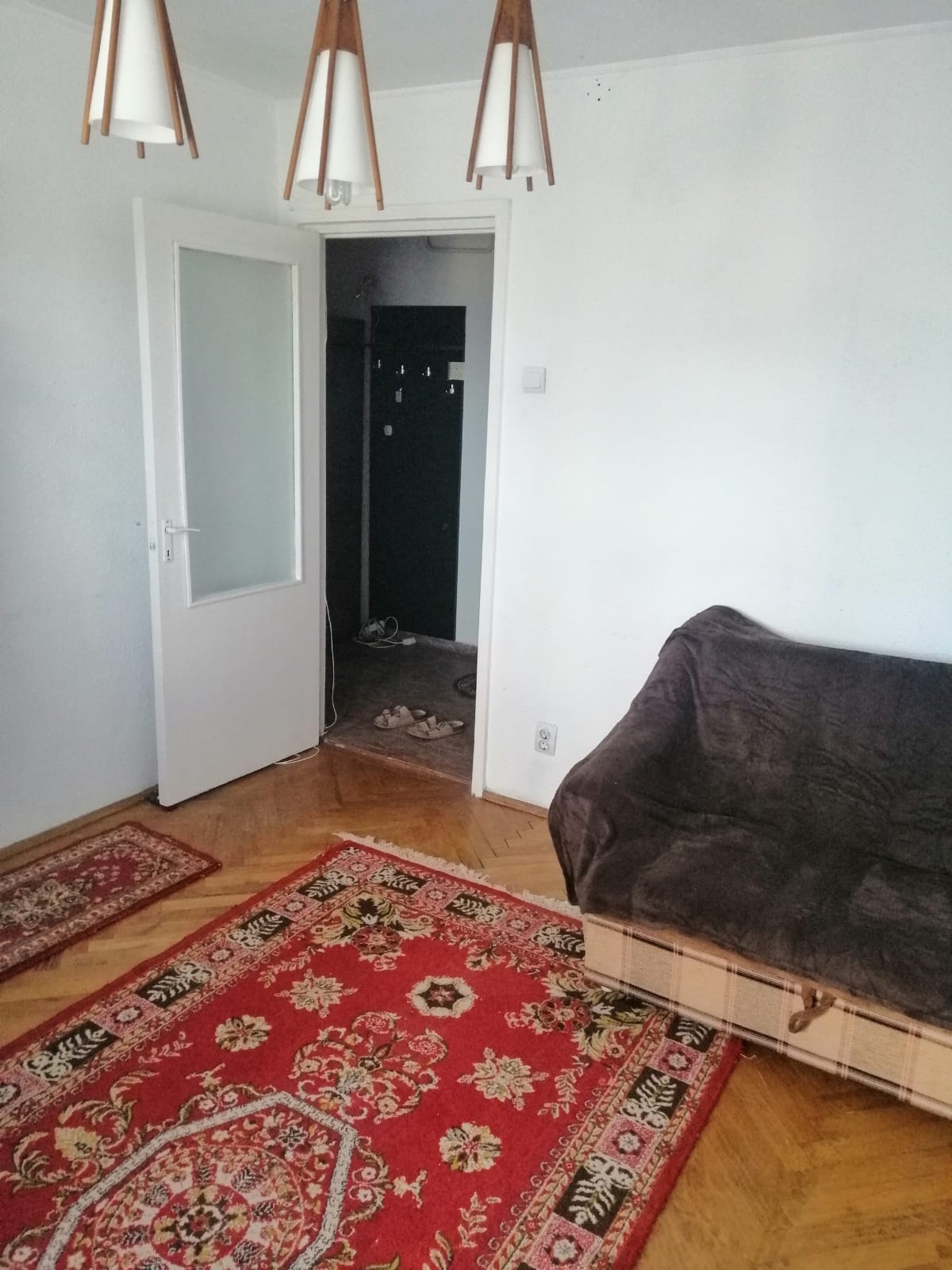 Inchiriez 2 camere decomandate Tatarasi