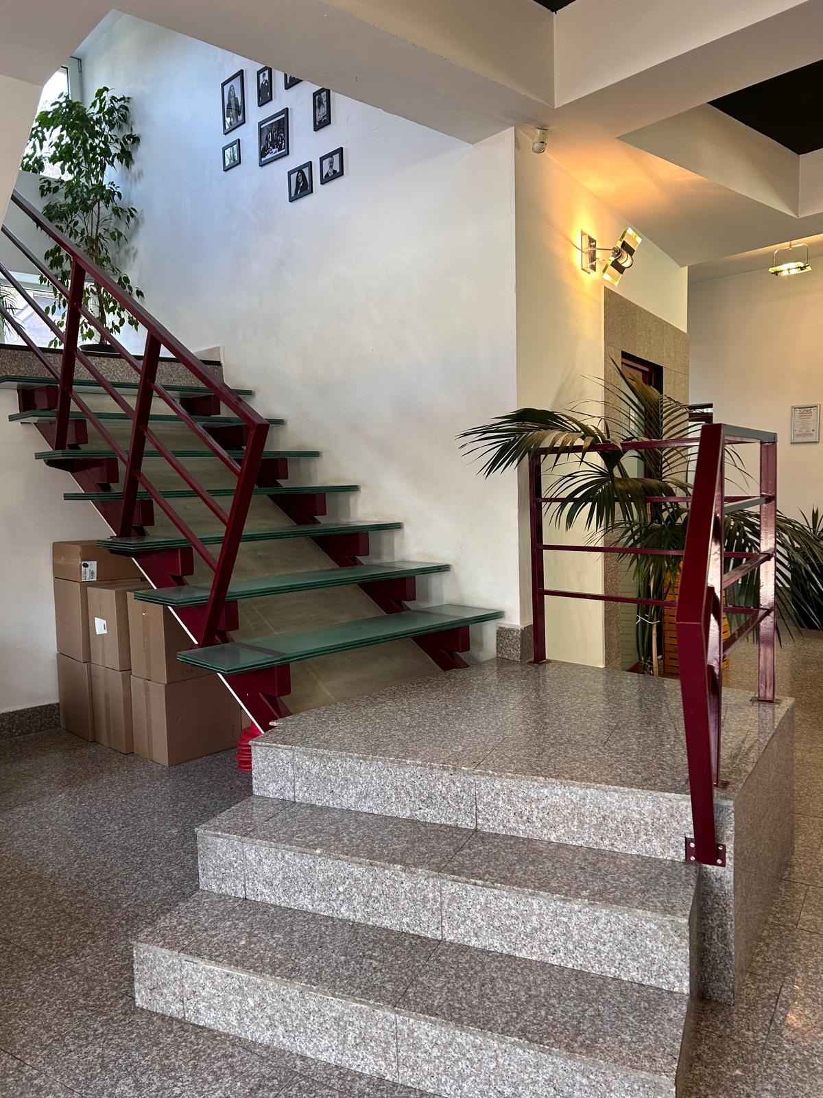 Spatiu comercial modern 50–700 mp, cladire P+4E, Iasi, zona Jumbo