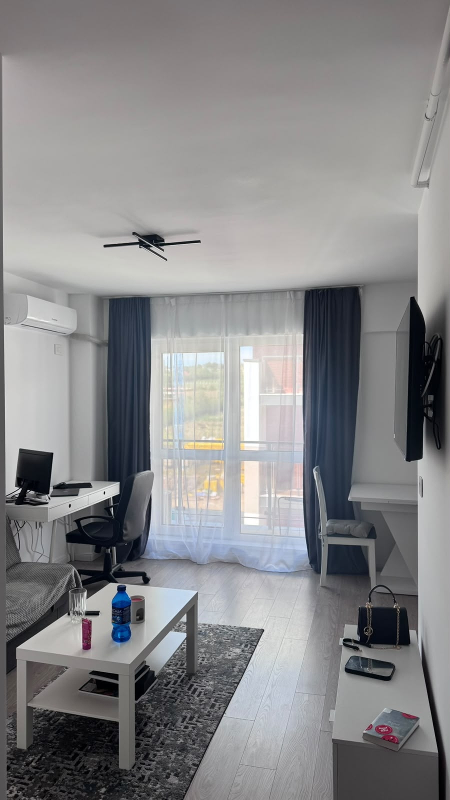 ÎNCHIRIEZ APARTAMENT CU O CAMERĂ - 37 mp - bloc nou CU LIFT DE PERSOANE- Aleea Tudor Neculai  & Strada Strugurilor