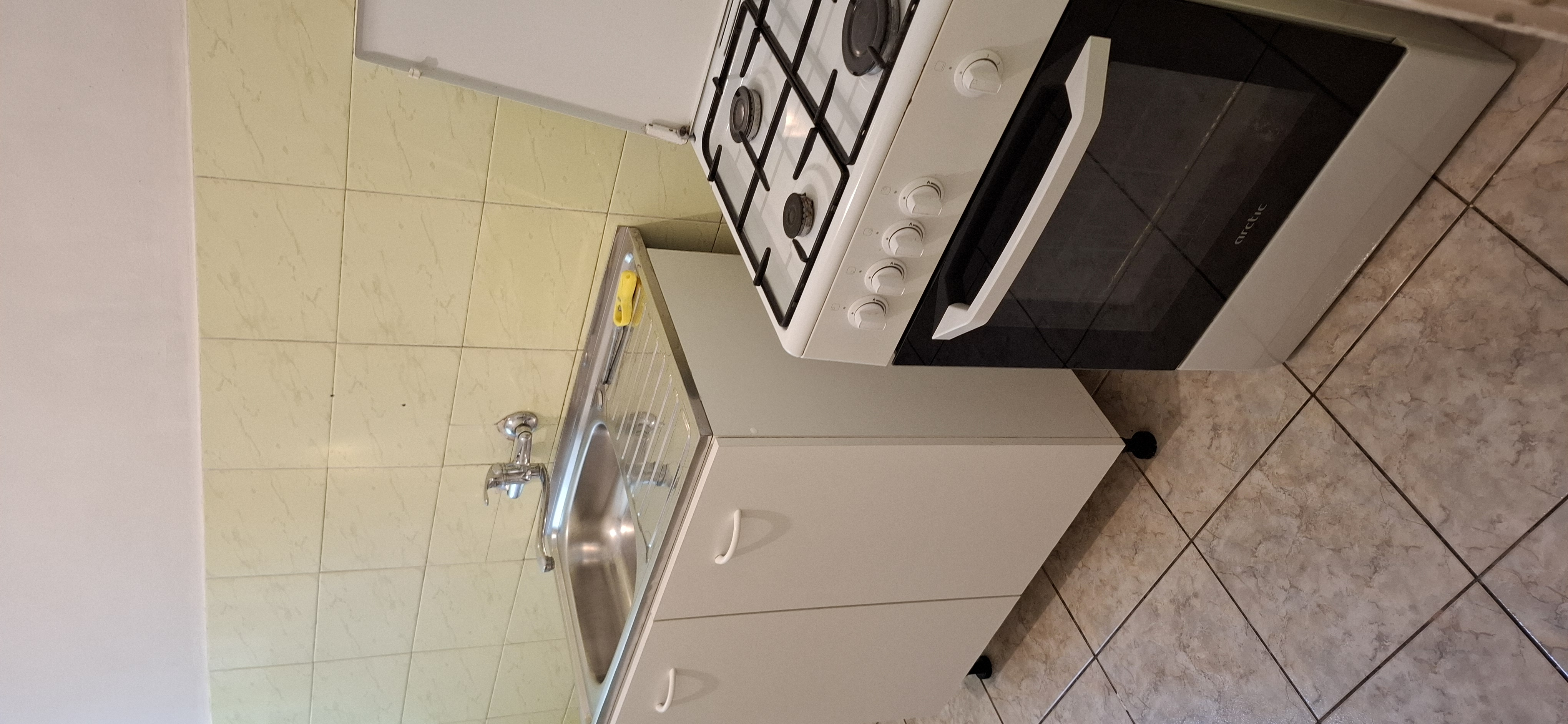 Inchiriez apartament 2 camere, Bulevardul T. Vladimirescu