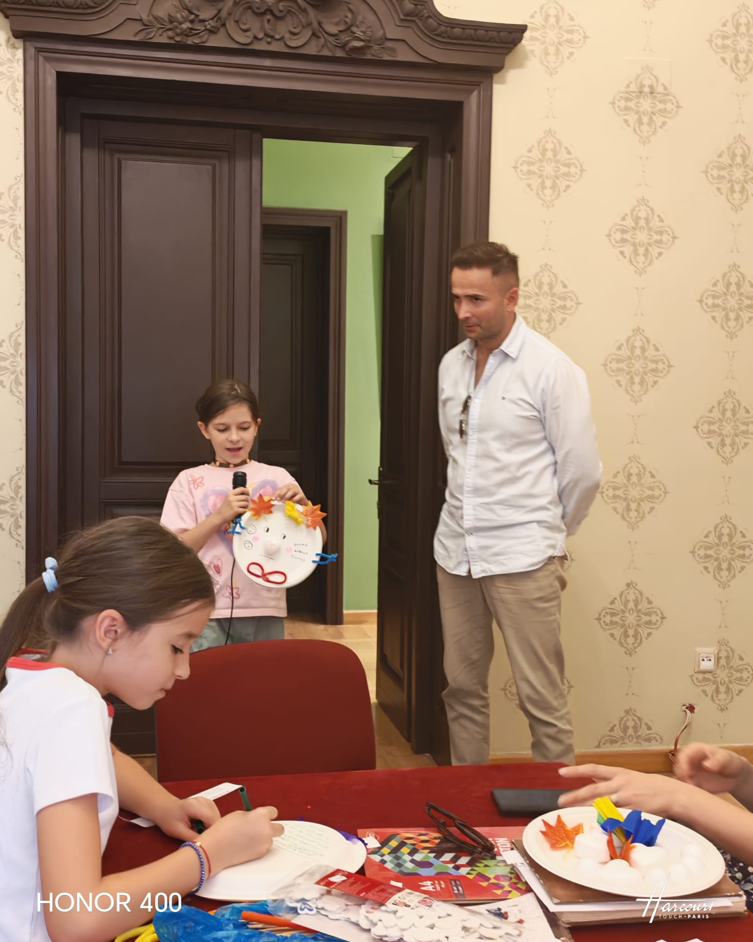 Atelierul de prins curaj: copiii și părinții și-au înfruntat frica de a vorbi în public
