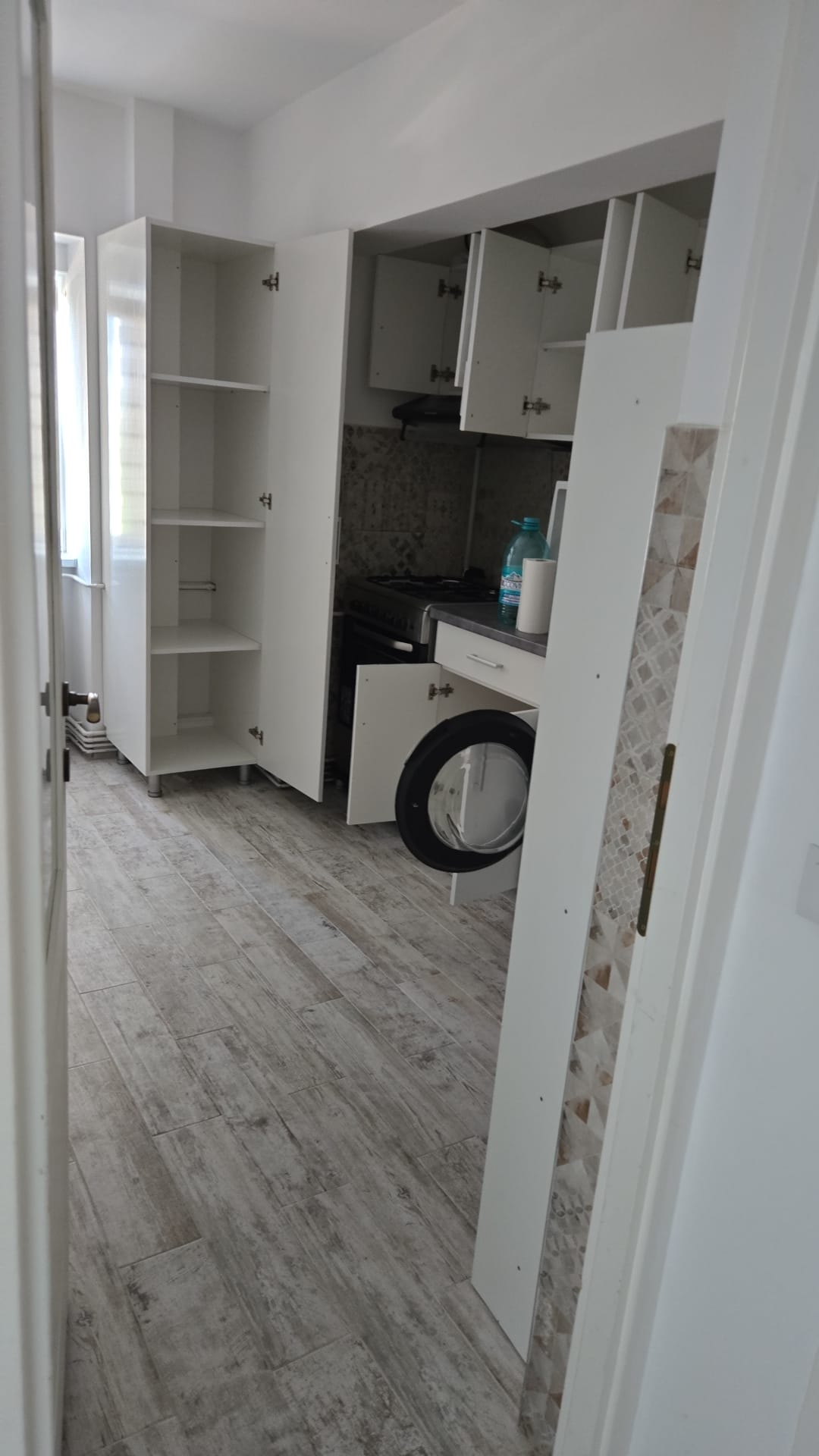 Proprietar, inchiriez apt. 3 camere D, Moara de Foc