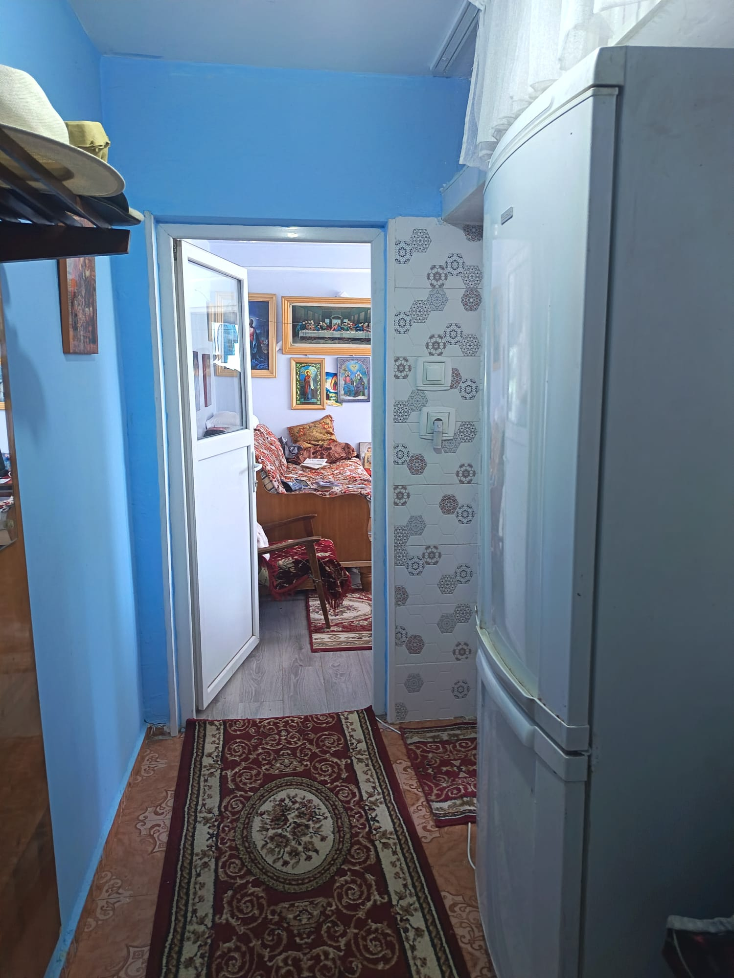 OCAZIE!Vand apart 2 camere ND,45 MP,et4-Mircea Cel Batran