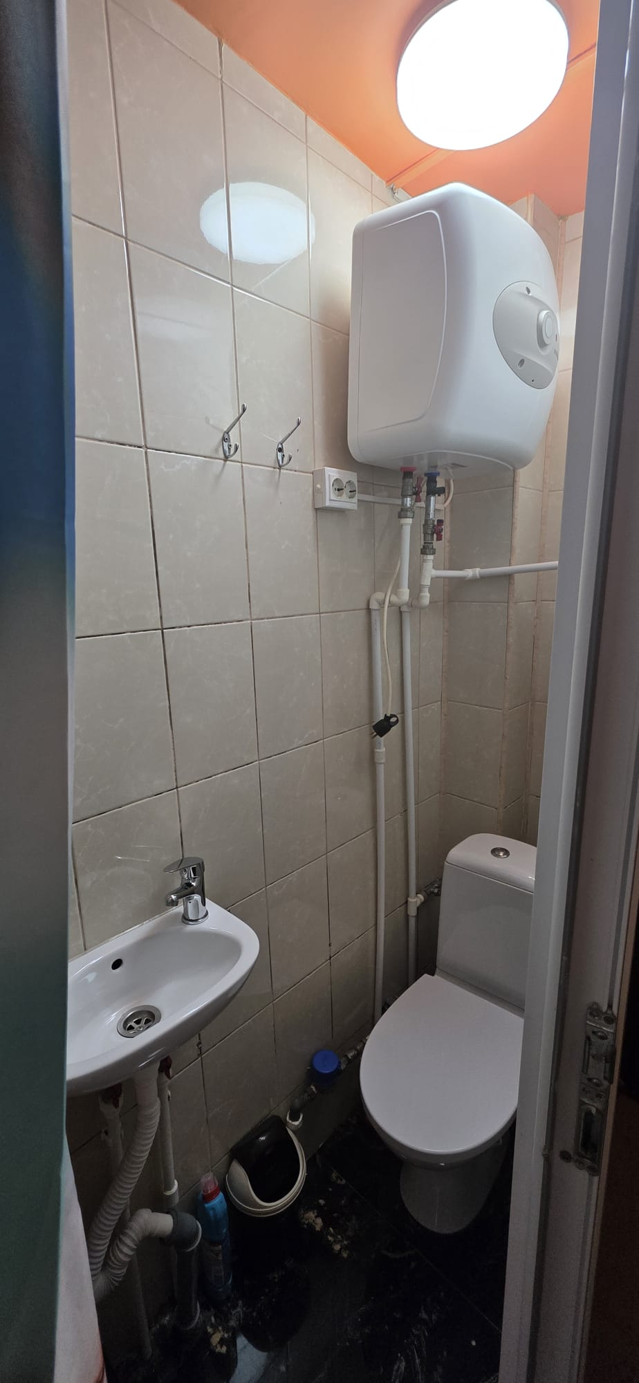 PF vând camera camin zona Bularga 