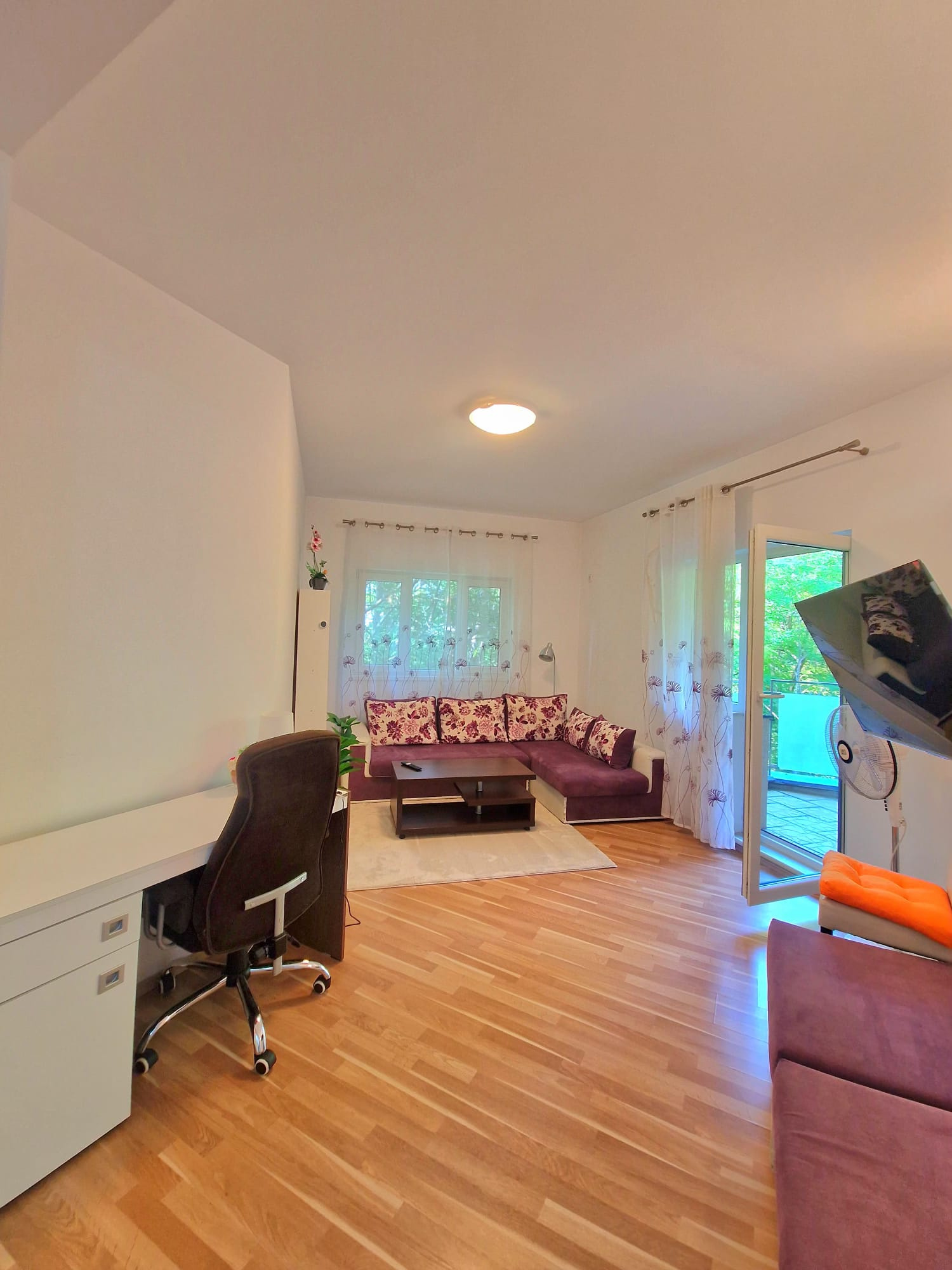 Apartament 2 camere COPOU - POZE reale, trimit si video , mobilat si utilat complet, loc de parcare inclus in pret ,  complex  exclusivist  (copou bel