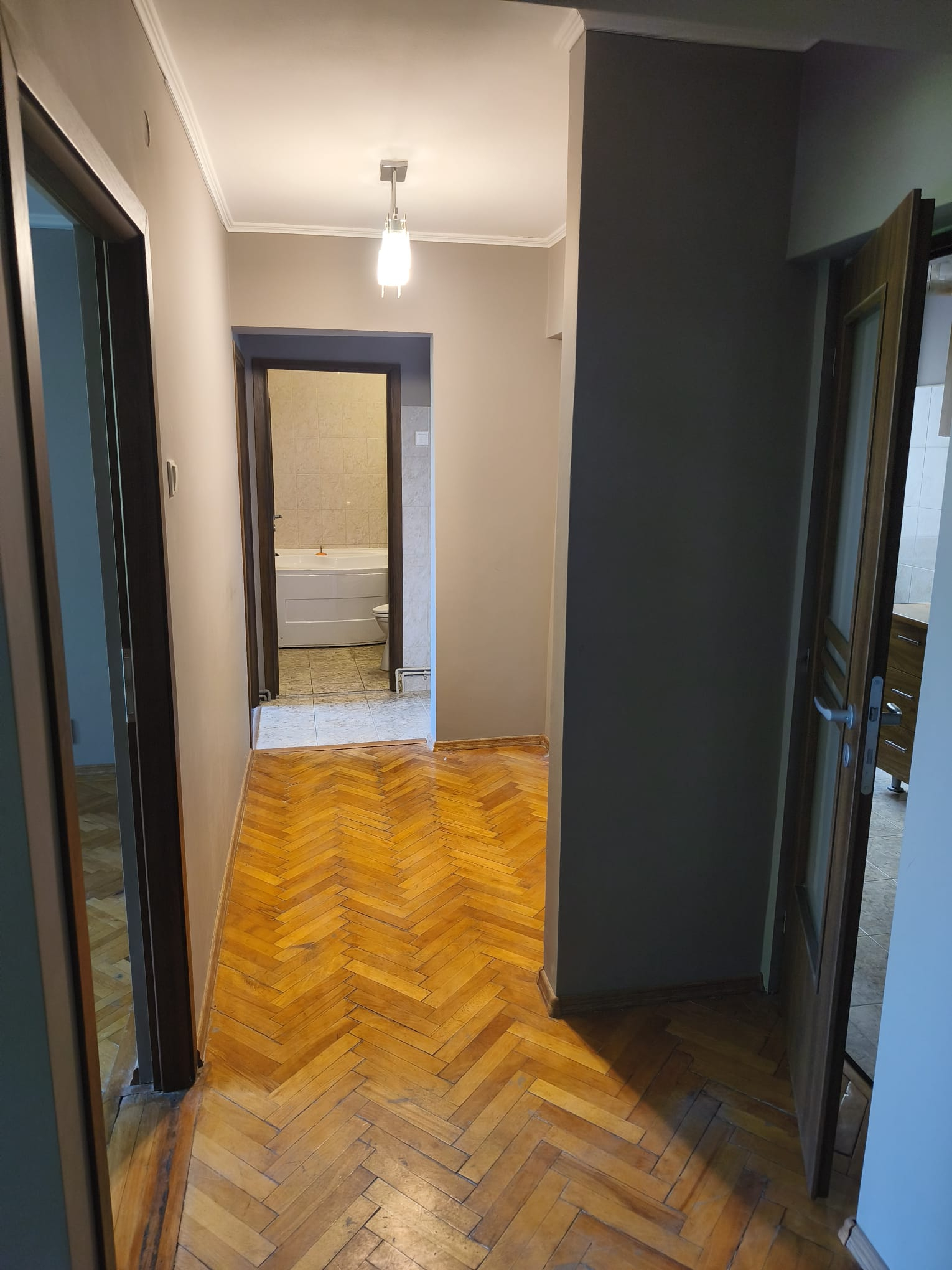 Proprietar vand apartament 3 camere