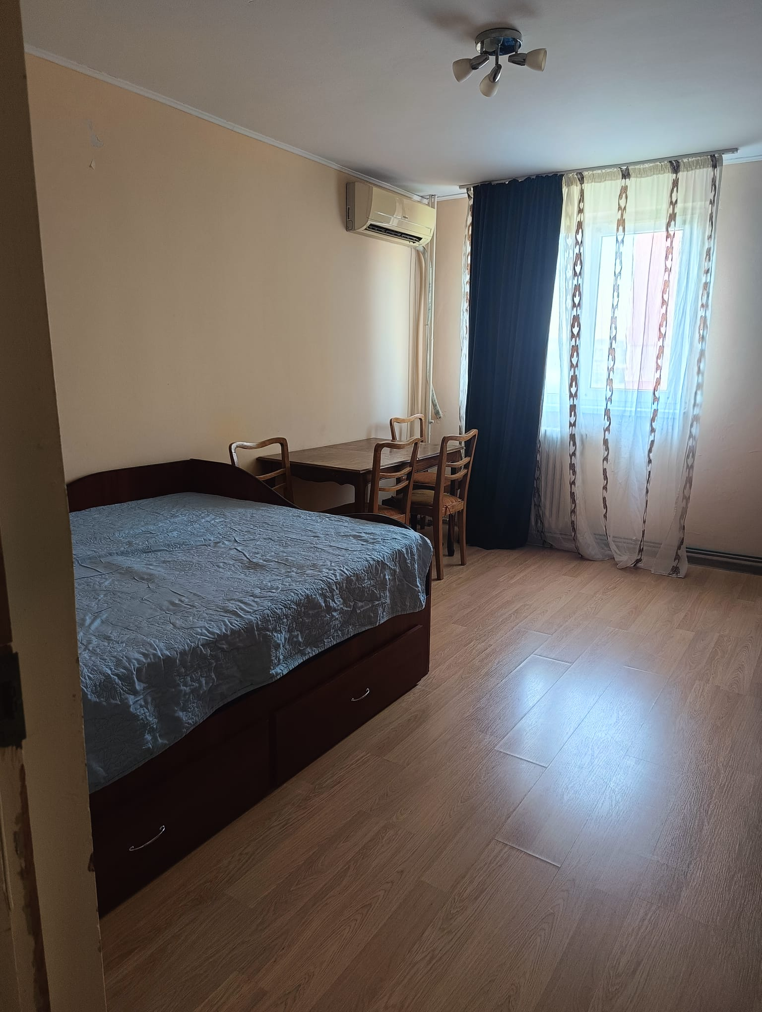 Trei Camere Semidecomandat Tutora 