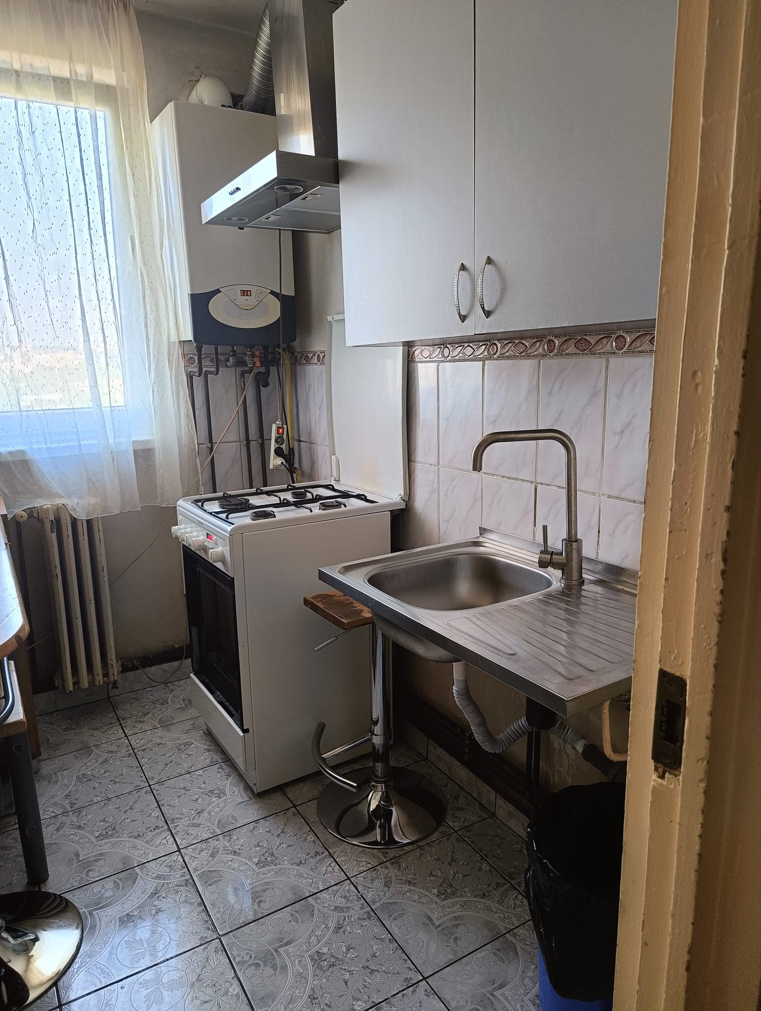Trei Camere Semidecomandat Tutora 