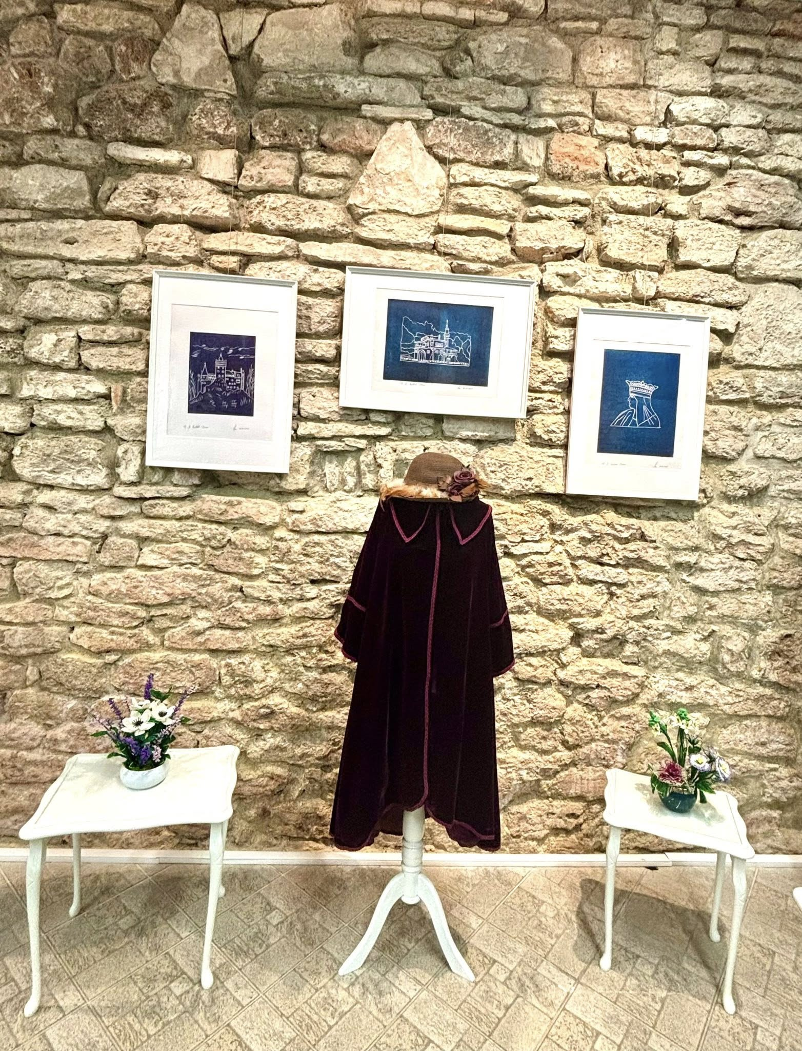 Expoziția „ROYAL” transformă Iașul în capitala artei regale. 150 de opere dedicate Reginei Maria vor fi expuse la Palatul Braunstein