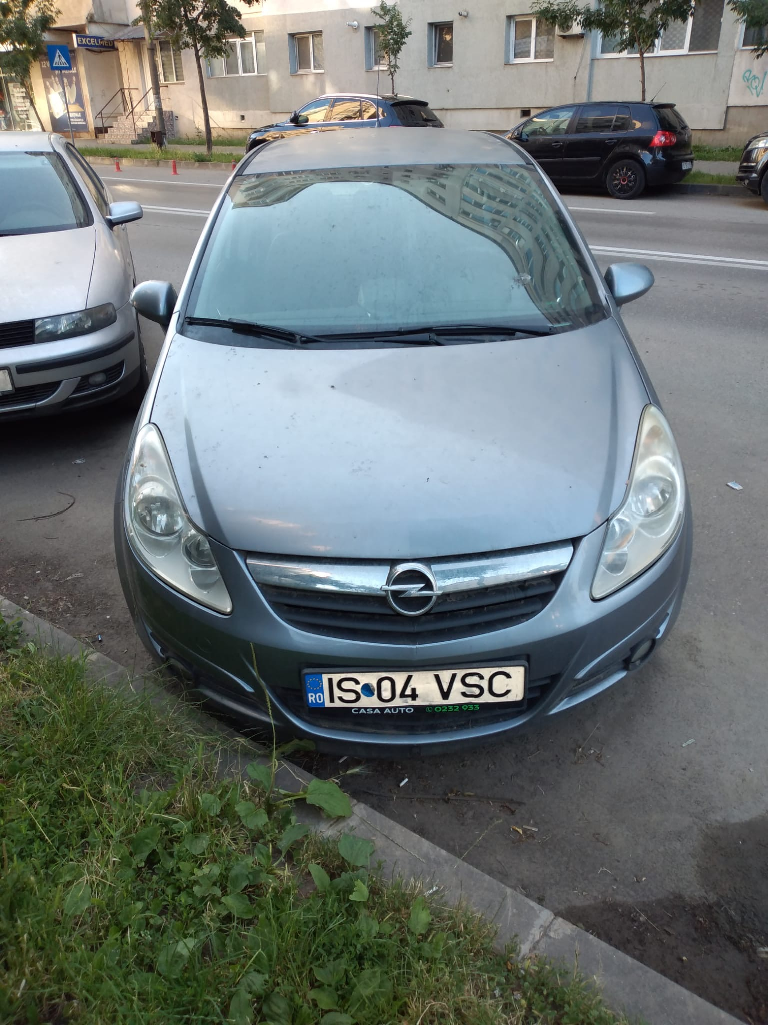 Vand Opel Corsa 1.2 benzina
