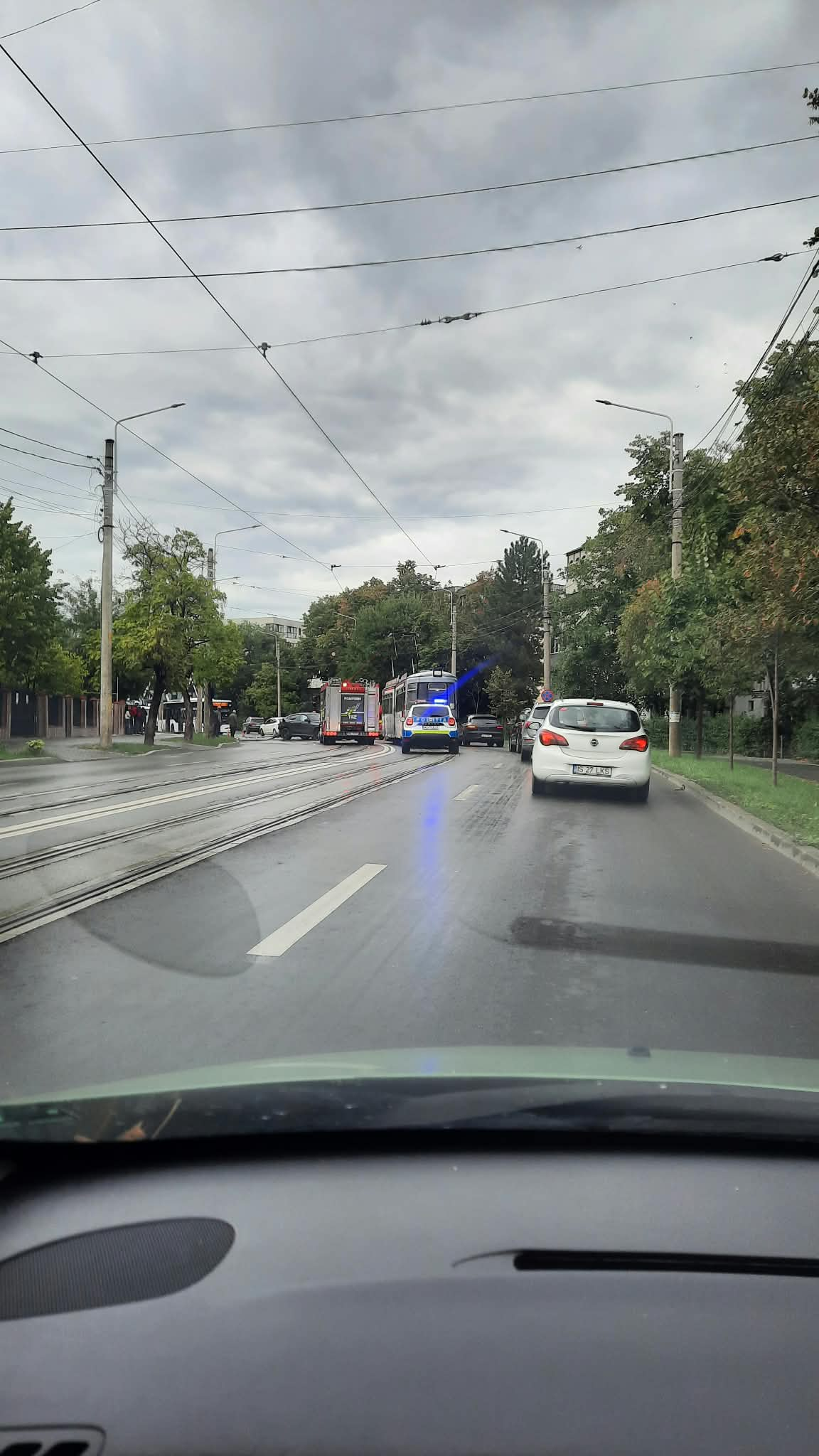 Accident în Metalurgie, la ora de vârf. Echipaje de urgență mobilizate