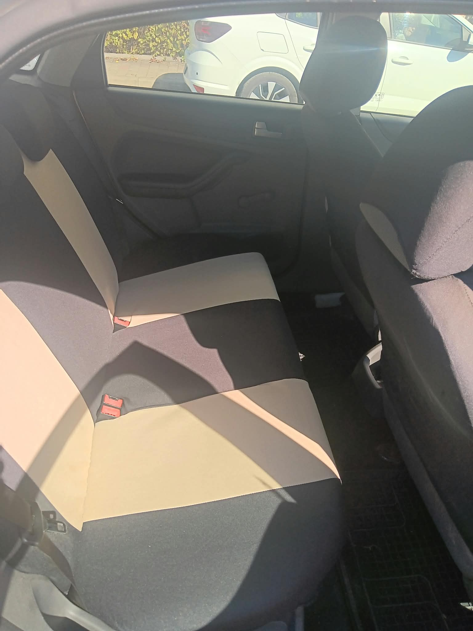 Vând Ford Focus 1.6 TDCi diesel