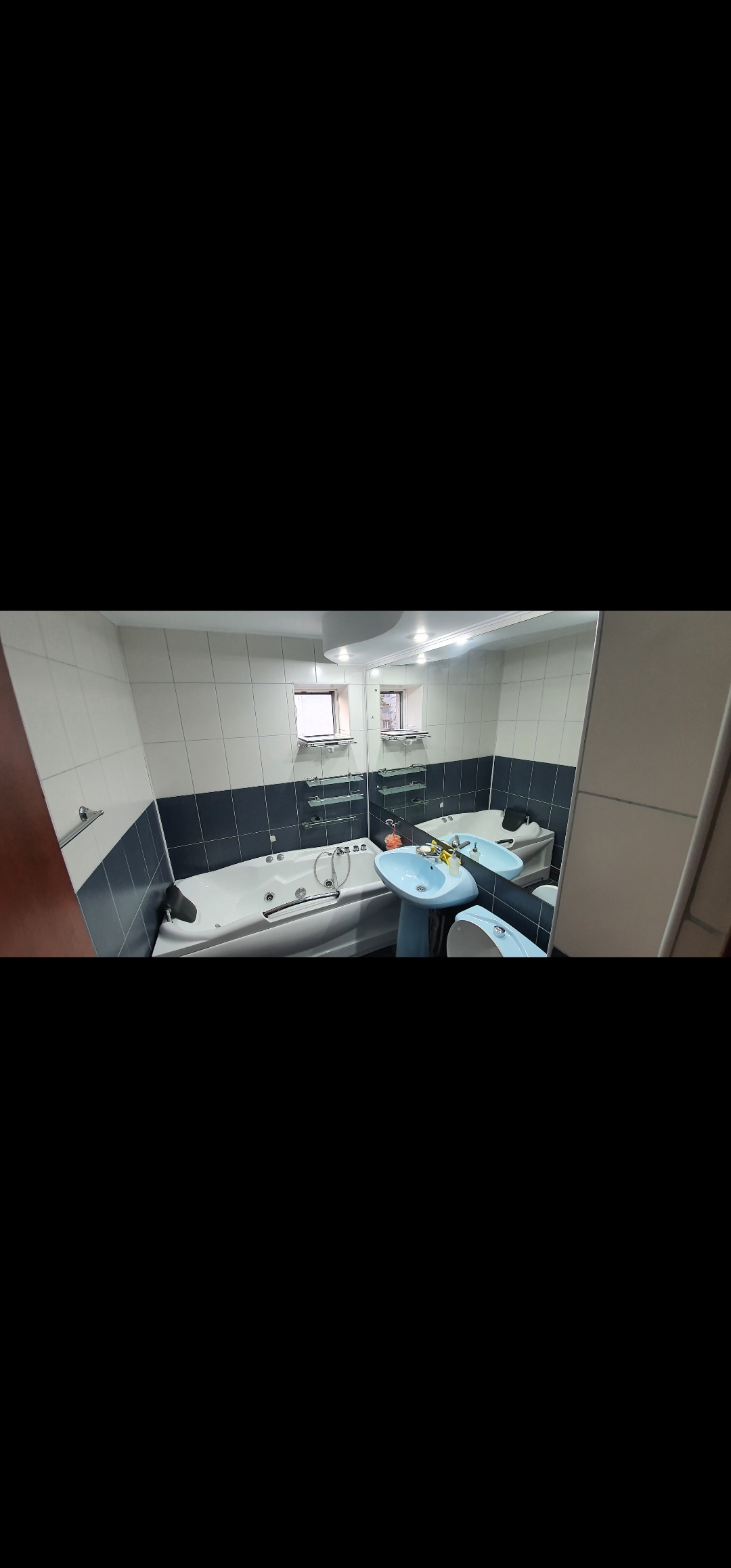 Inchiriez Apartament cu 3 Camere decomandat, Zona Nicolina, Strada Salciilor