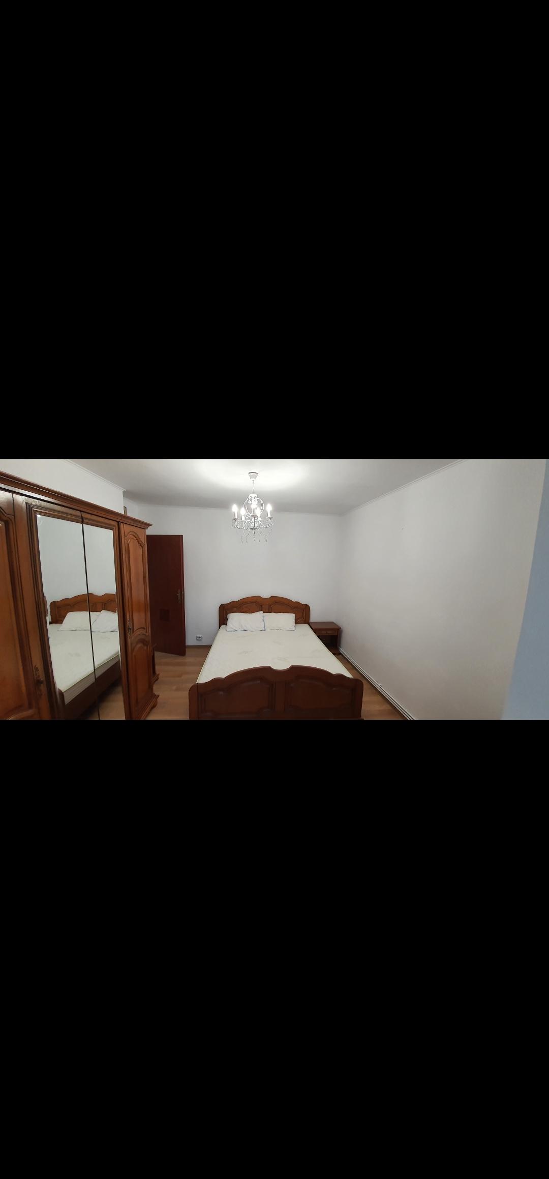 Inchiriez Apartament cu 3 Camere decomandat, Zona Nicolina, Strada Salciilor