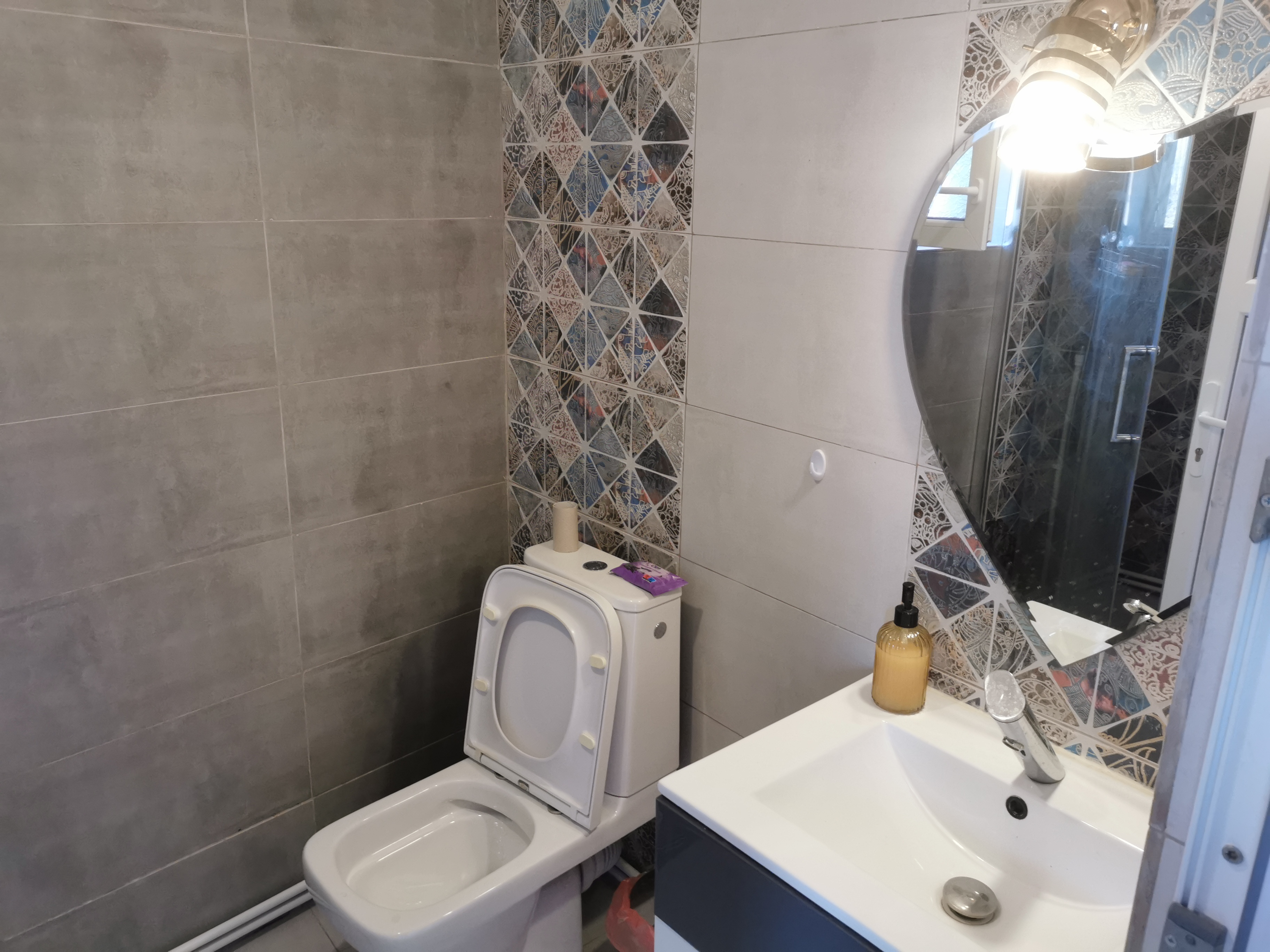 Inchiriez apartament 2C Podu de Fier-Padurii