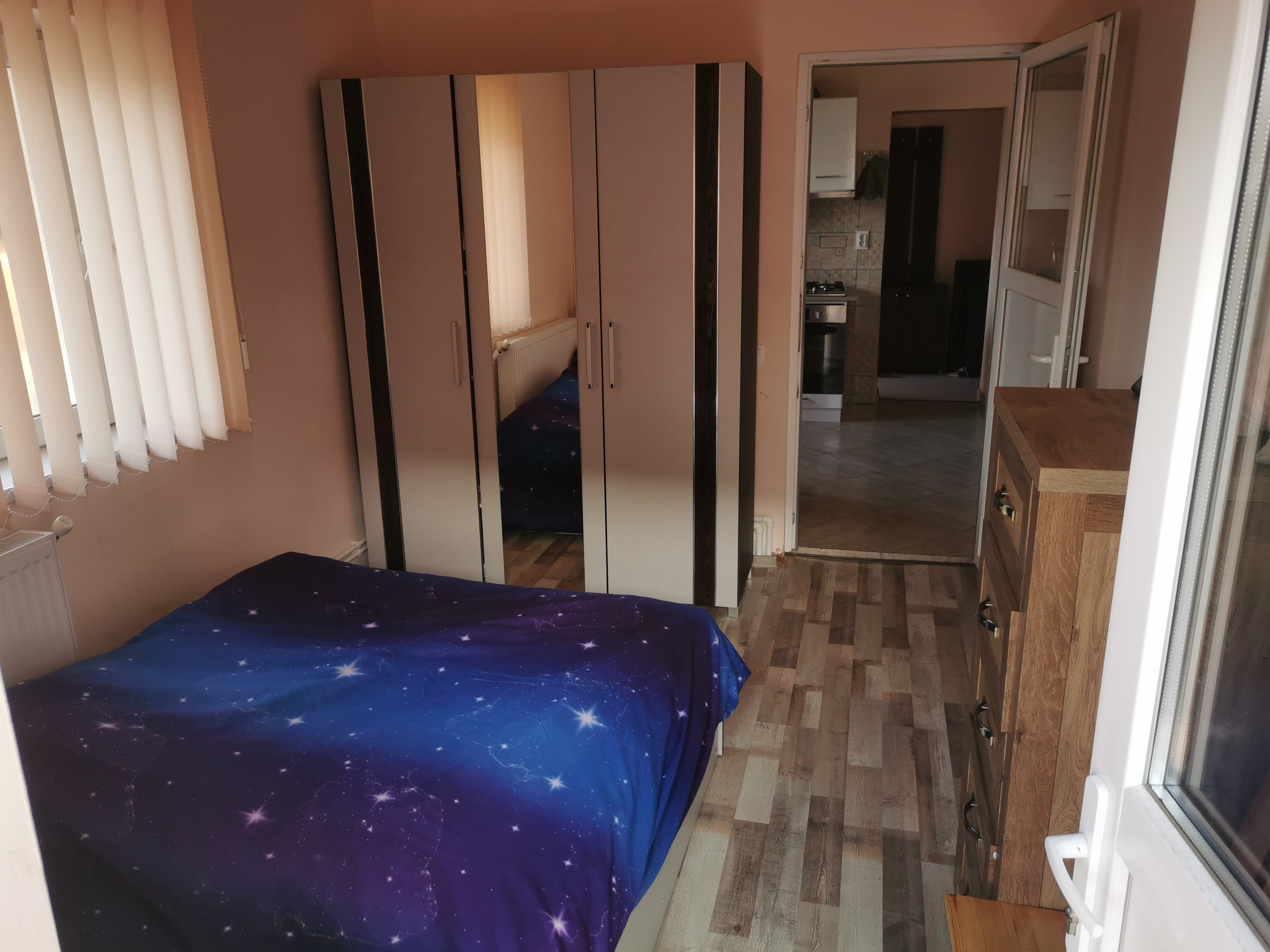Inchiriez apartament 2C Podu de Fier-Padurii