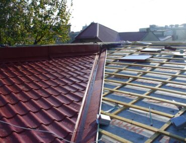 Executam acoperisuri din tigla metalica