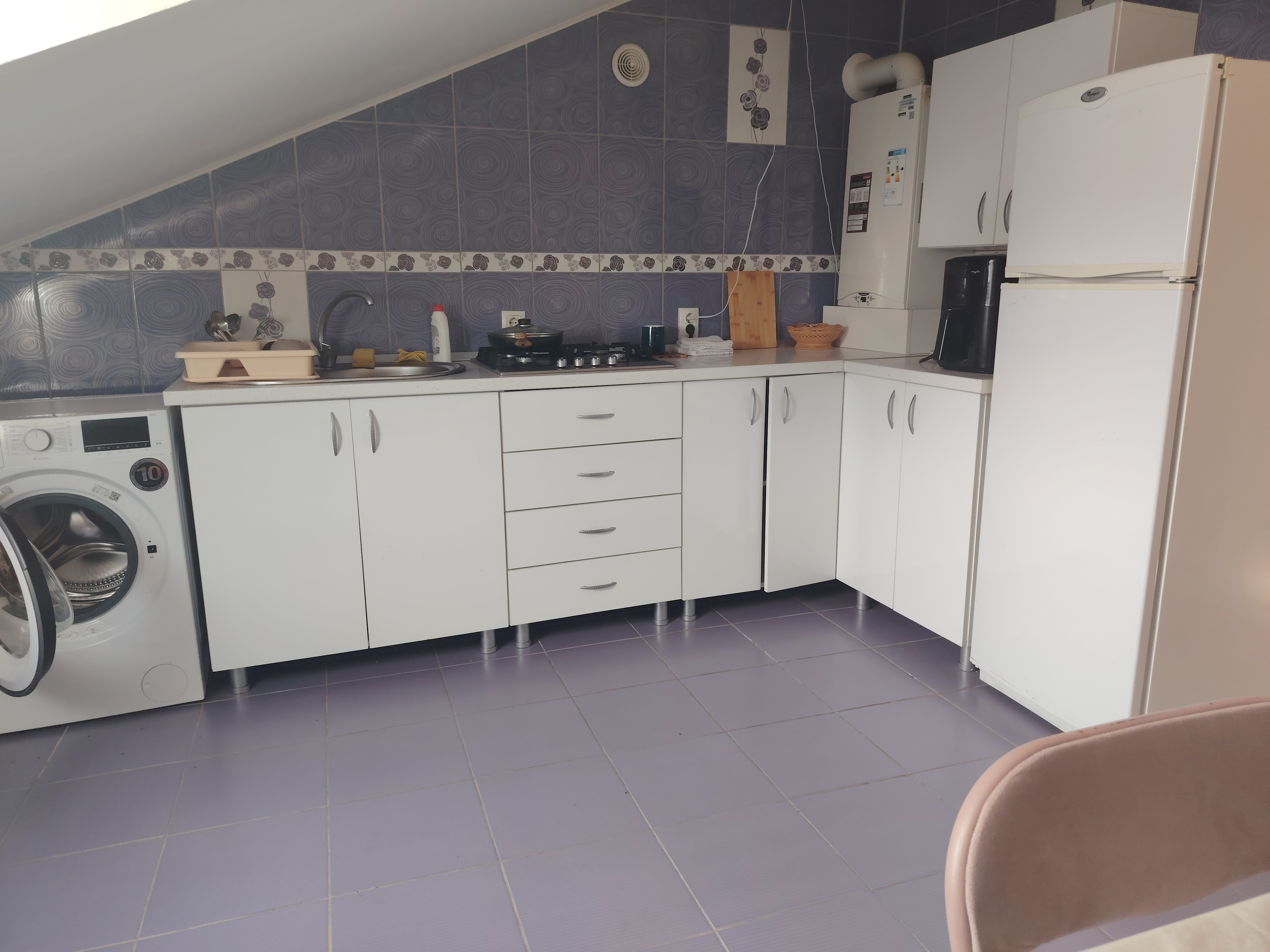 Închiriere camera in apartament decomandat 
