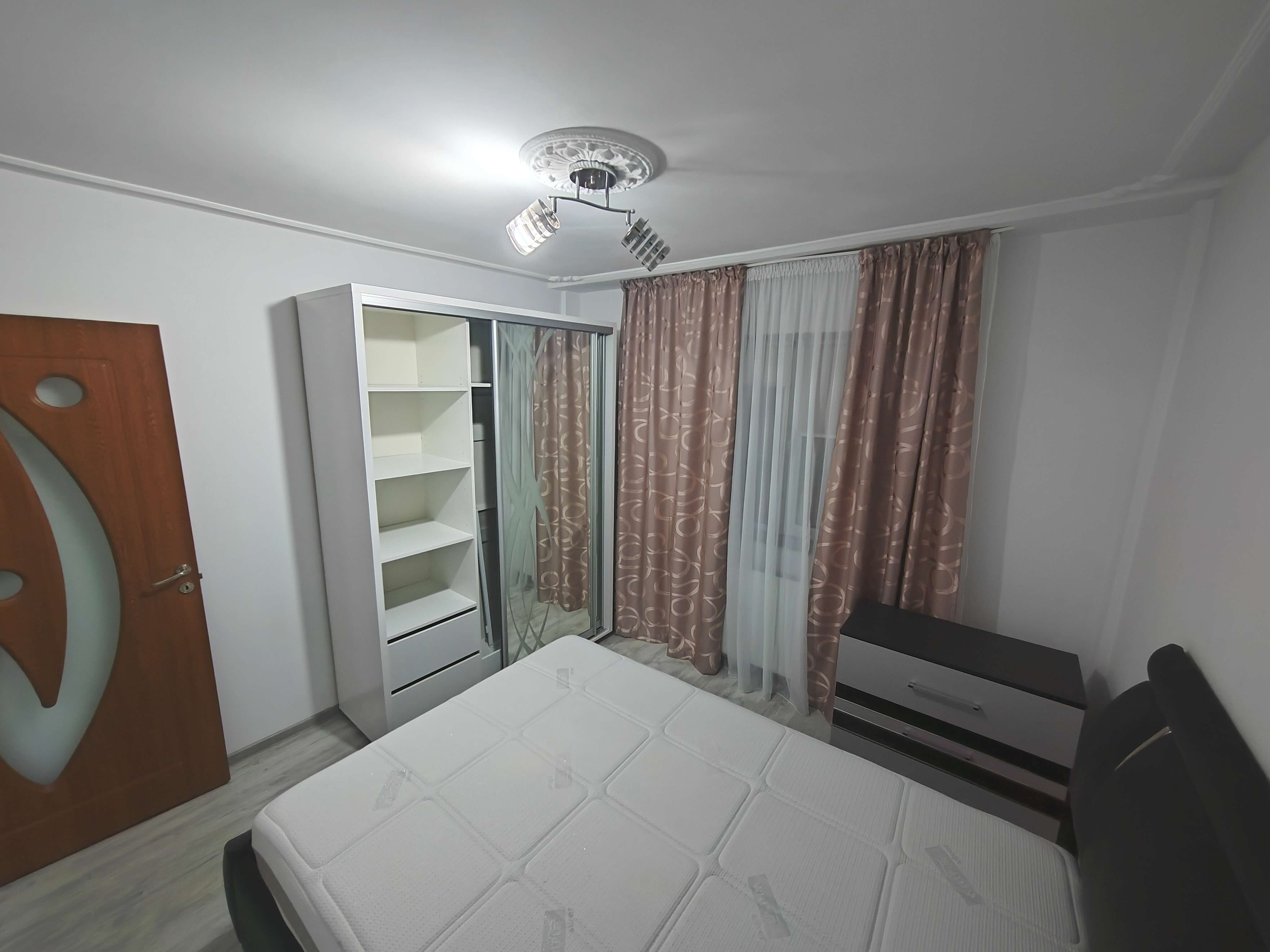 Apartament 2 cam. Mircea cel Batran, mobilat si utilat!