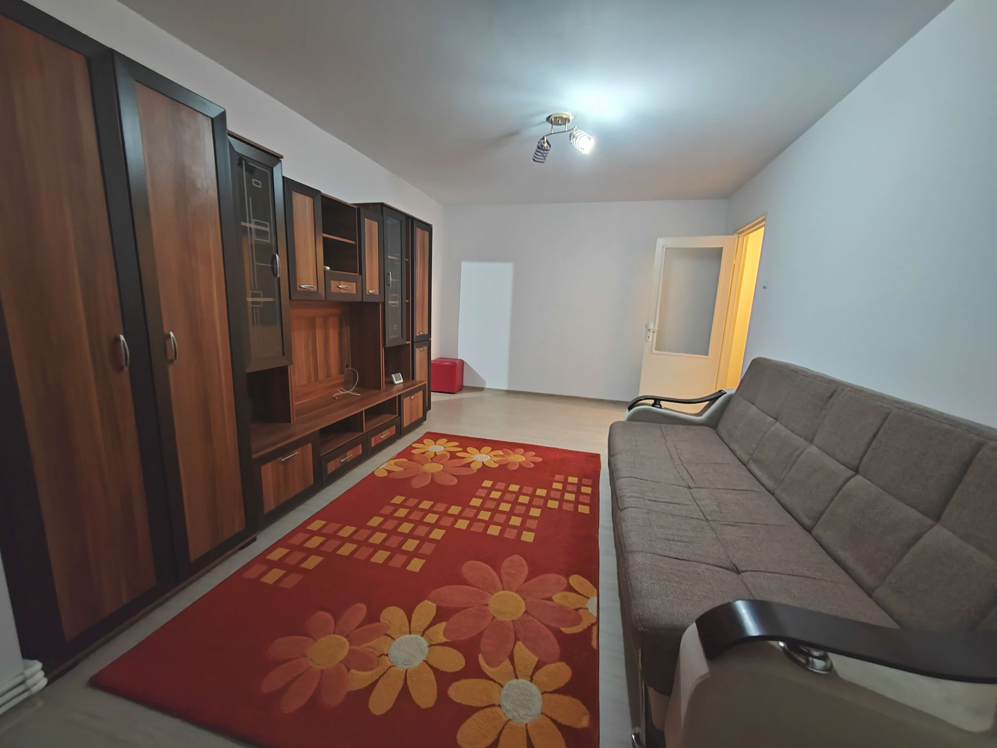 Apartament 2 cam. Mircea cel Batran, mobilat si utilat!