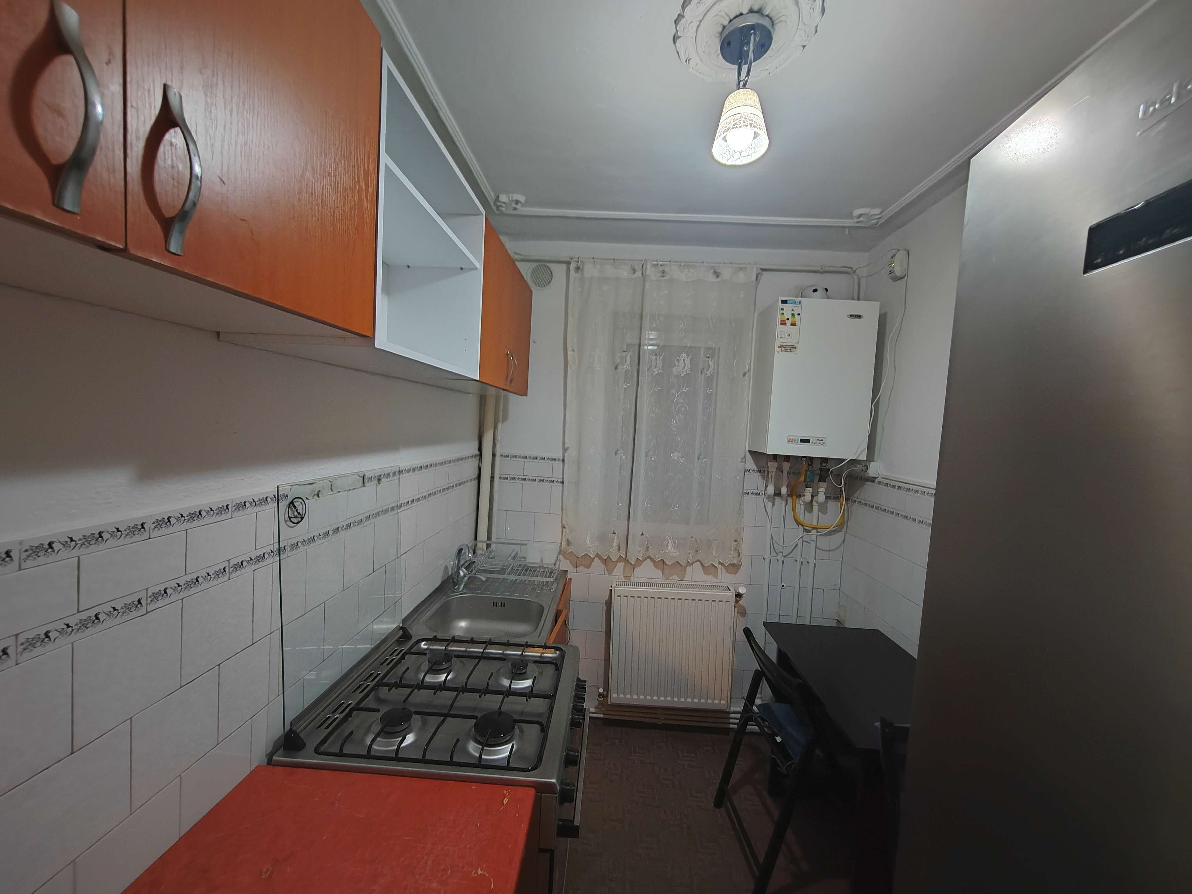 Apartament 2 cam. Mircea cel Batran, mobilat si utilat!