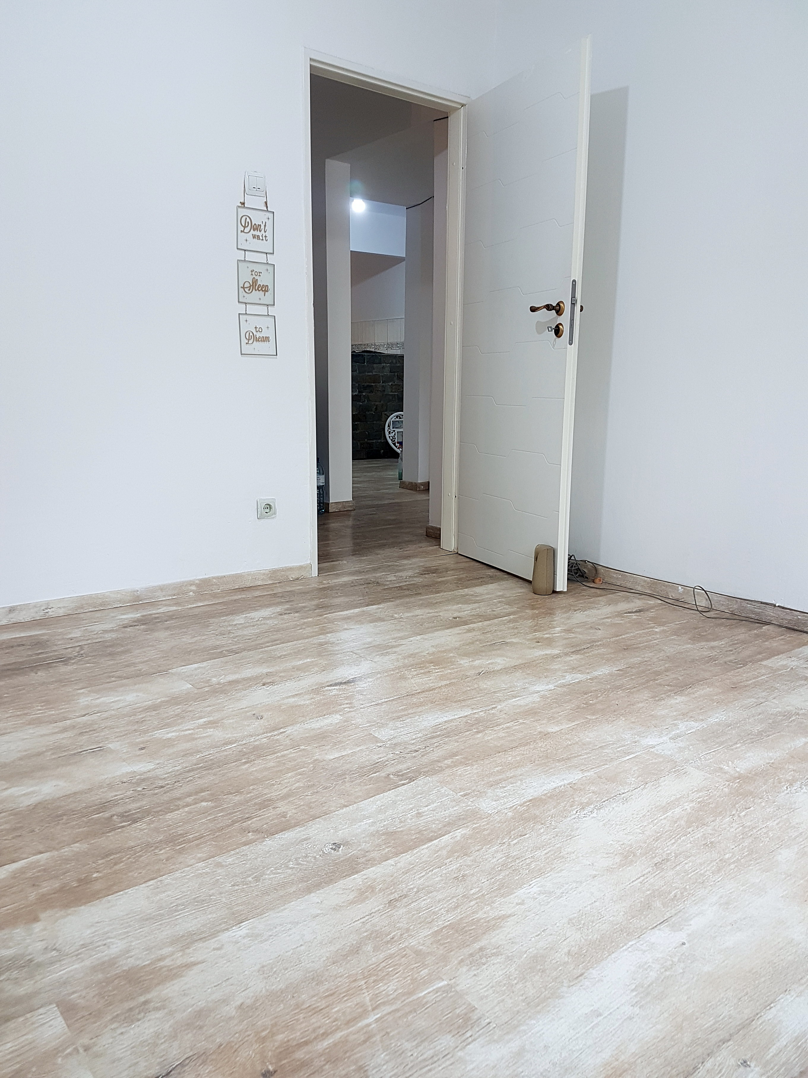 ✨ Ne căutăm o colegă de apartament! ✨ 
