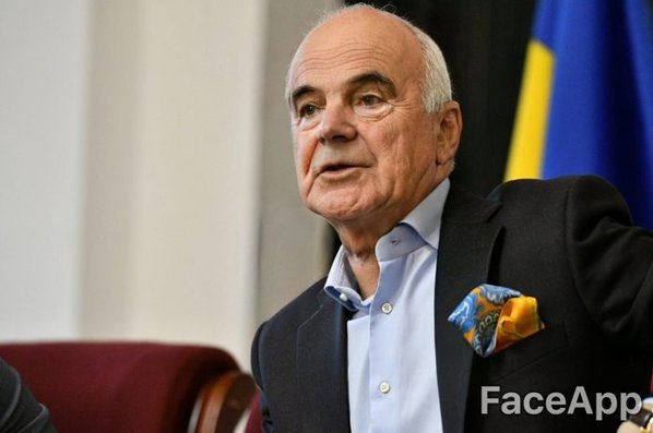 Cum vor arăta politicienii români la bătrâneţe, conform aplicaţiei FaceApp | GALERIE FOTO