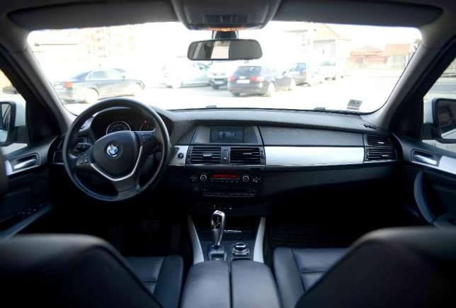 BMW X5 xDrive30d 245 CP | 2012 | 236.000 km reali | Piele neagră | Întreținut | Parcare subterană  (IASI ) 