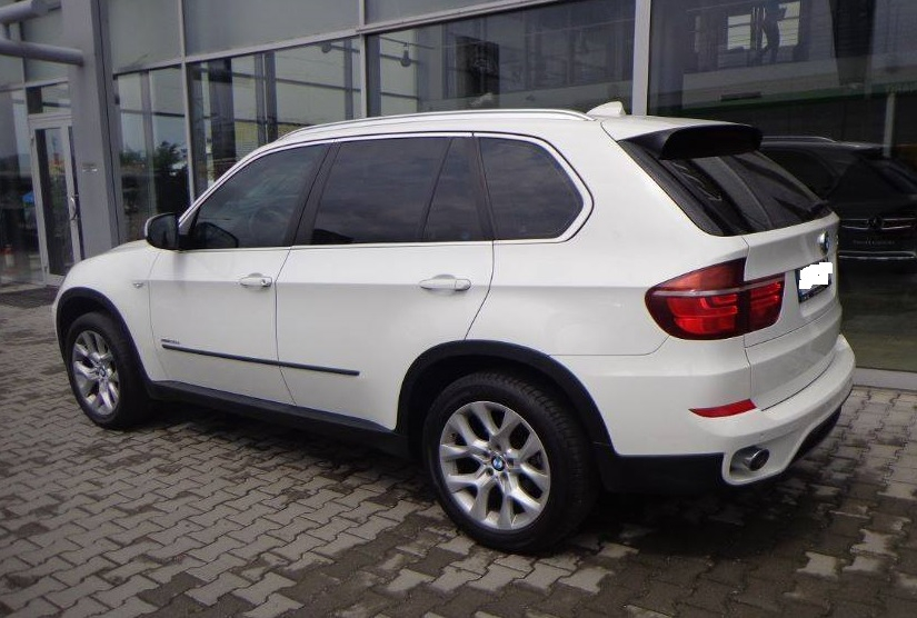 BMW X5 xDrive30d 245 CP | 2012 | 236.000 km reali | Piele neagră | Întreținut | Parcare subterană  (IASI ) 