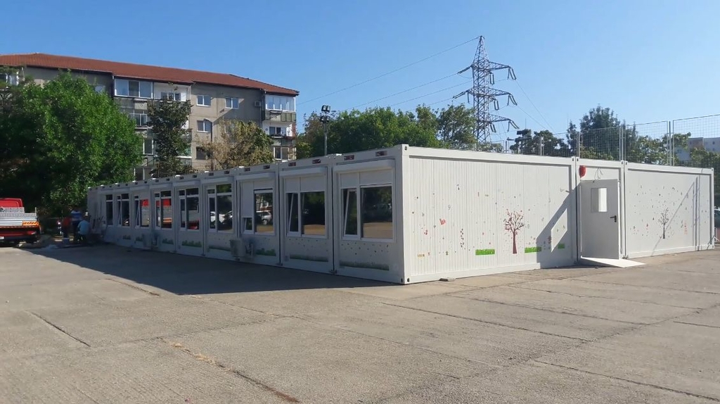 Şcoală în containere, la Colegiul Pedagogic!