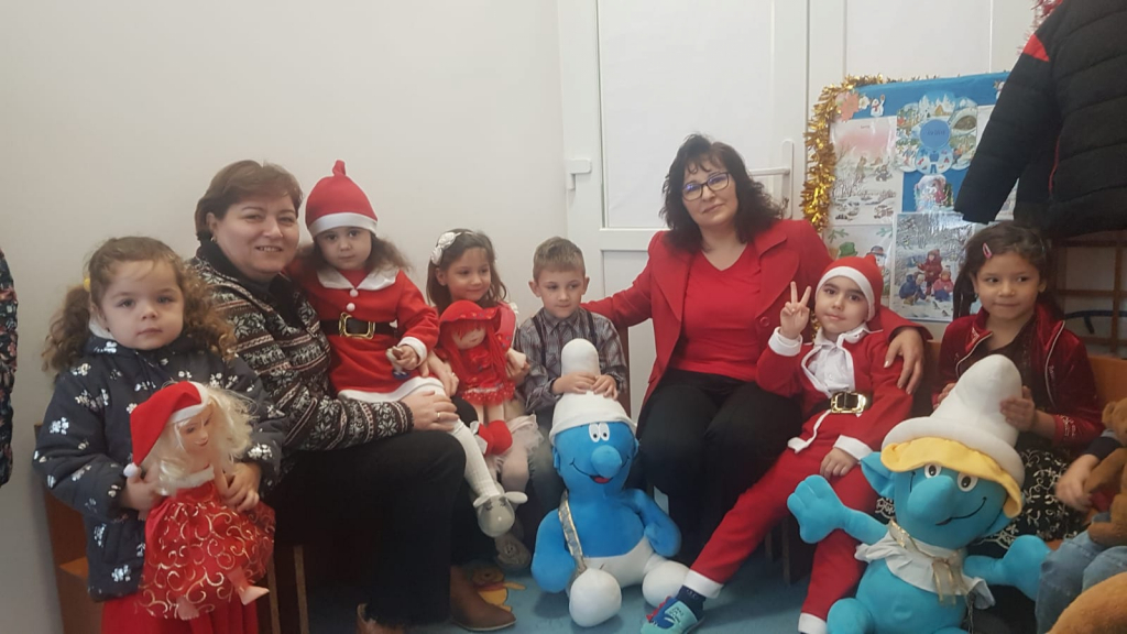 GALERIE FOTO - Moș Crăciun aduce curajul de a visa și tradiții vii pentru copii