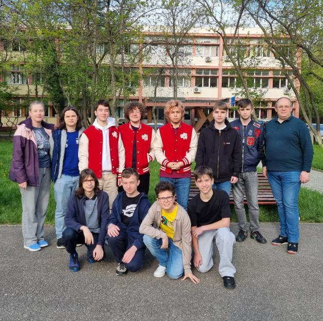 Iașul informaticii de performanță: elevii ieșeni au urcat pe podium la unul dintre cele mai puternice turnee din Europa de Est