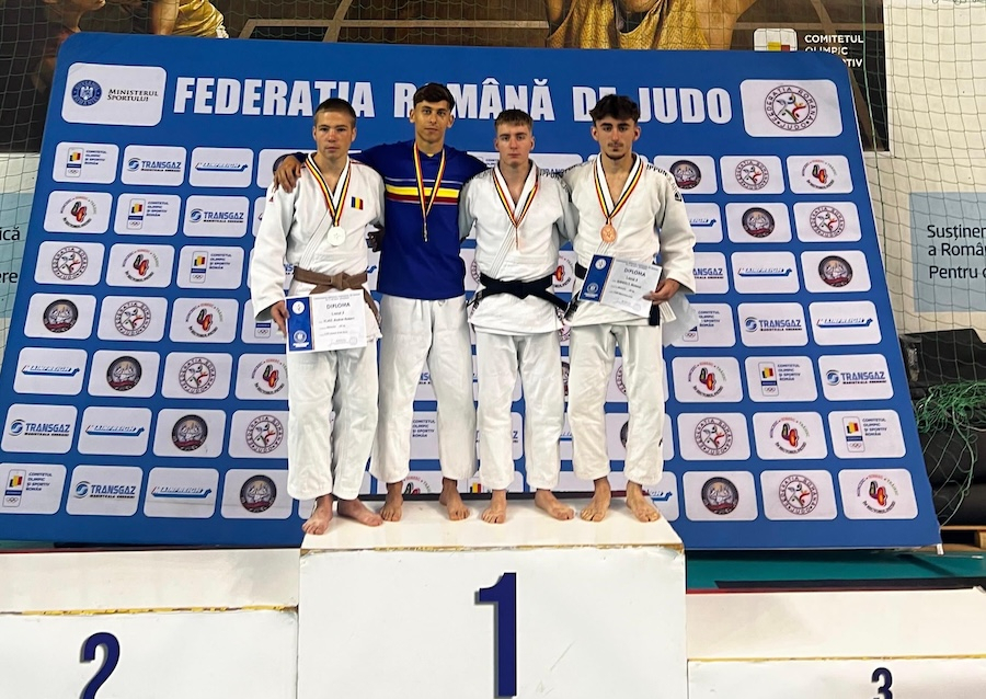 Remarcabil: campion național de seniori la judo la doar 18 ani!