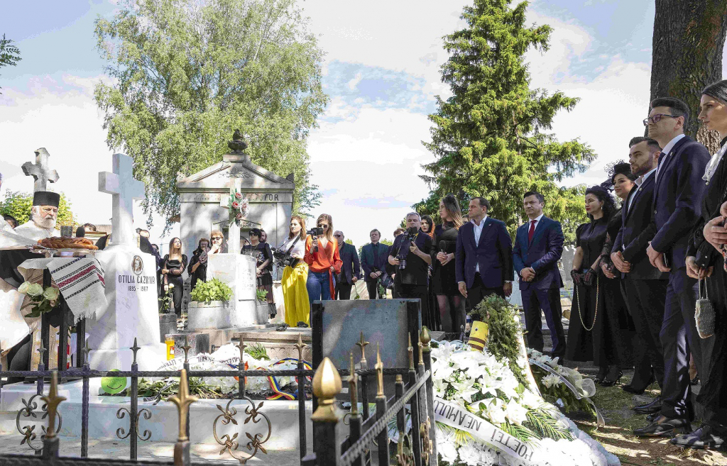 Omagiul de la mormântul Otiliei Cazimir, primul pas spre restaurarea integrală a Cimitirului Eternitatea   