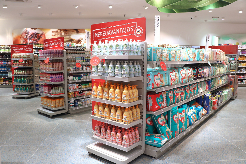 Iaşi, 18 octombrie 2024  dm drogerie markt s-a deschis în Family Market Miroslava. Trei zile de reduceri de până la 15%, cadouri și o după-amiază cu evenimente pentru copii