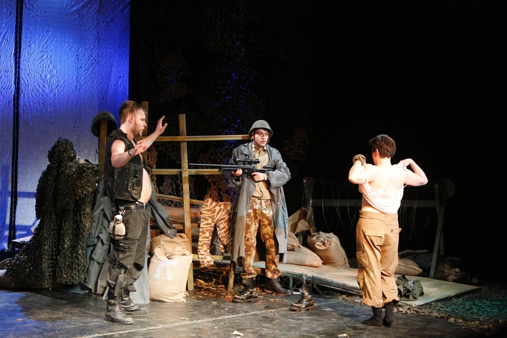 Teatrul Naţional Iaşi pleacă la Kiev