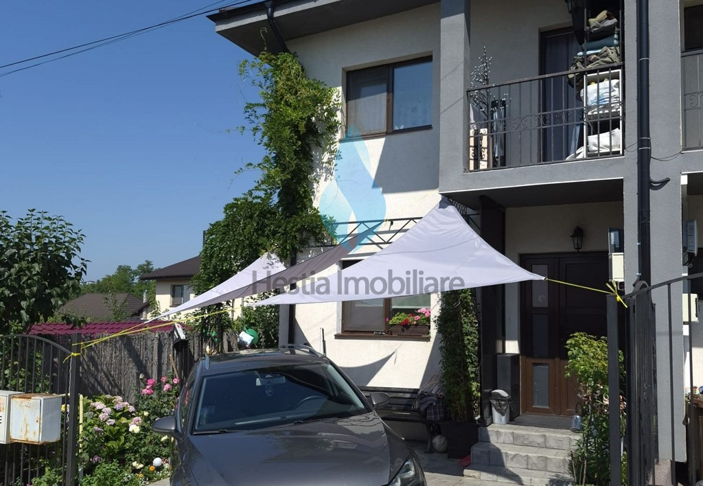 Casa tip triplex, strada Pepinierei-V.Adanca.