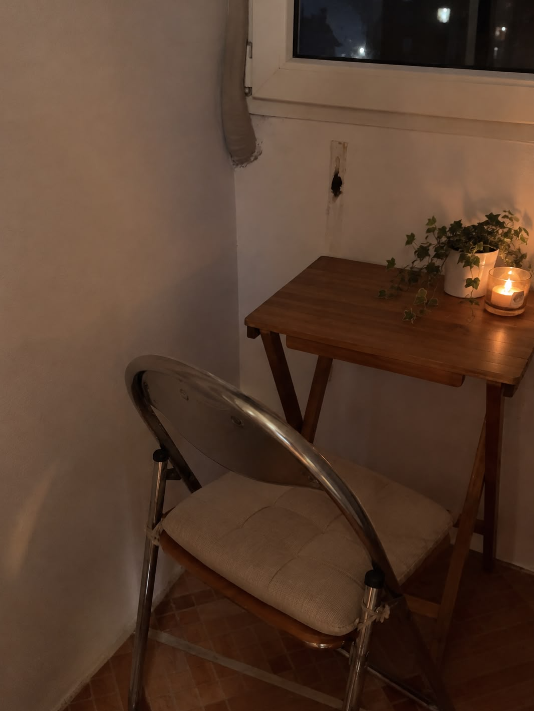 EXCLUSIVITATE !!! PONT !!!  pret doar 250 euro !!! et 2/4 !!! IZOLATA !!! PE MIJLOC !! CHELTUILI F MICI !!! GARSONIERA TUDOR FIX LANGA CAMINE si facul