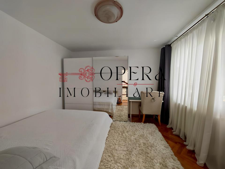 Apartament 3 camere, Podu Ros, de vanzare