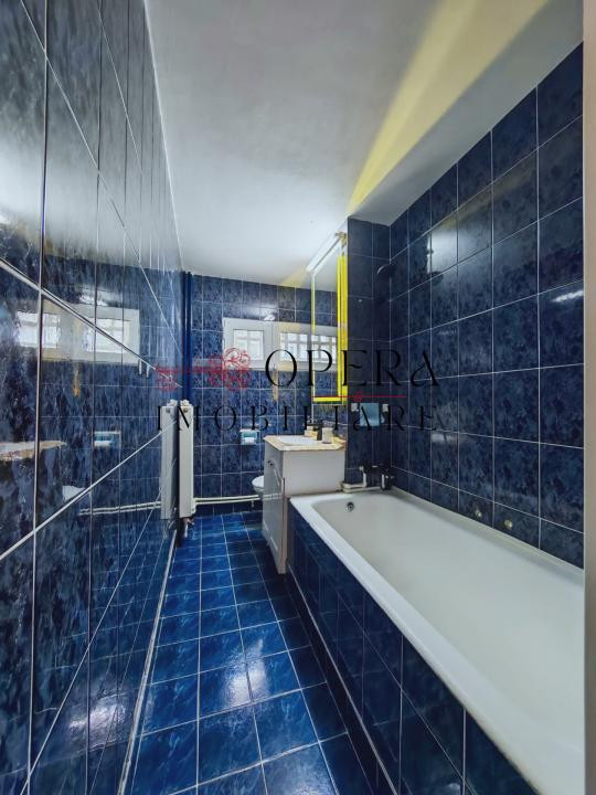Apartament 3 camere, Podu Ros, de vanzare
