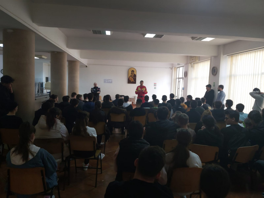 Instructaj pentru situaţii de urgenţă la Seminarul Teologic Ortodox