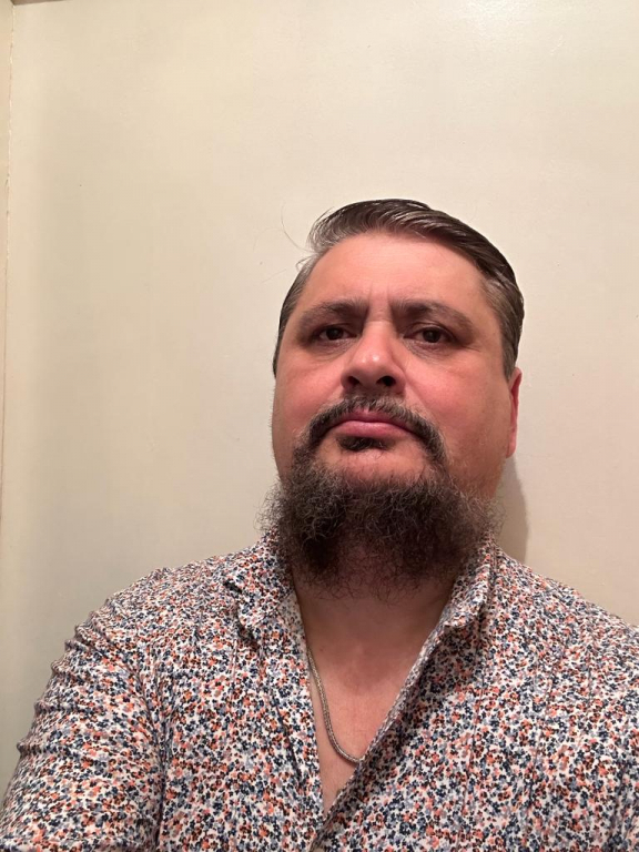 ,,Elocvent”, o expoziţie aniversară a pictorul Romeo Ionescu
